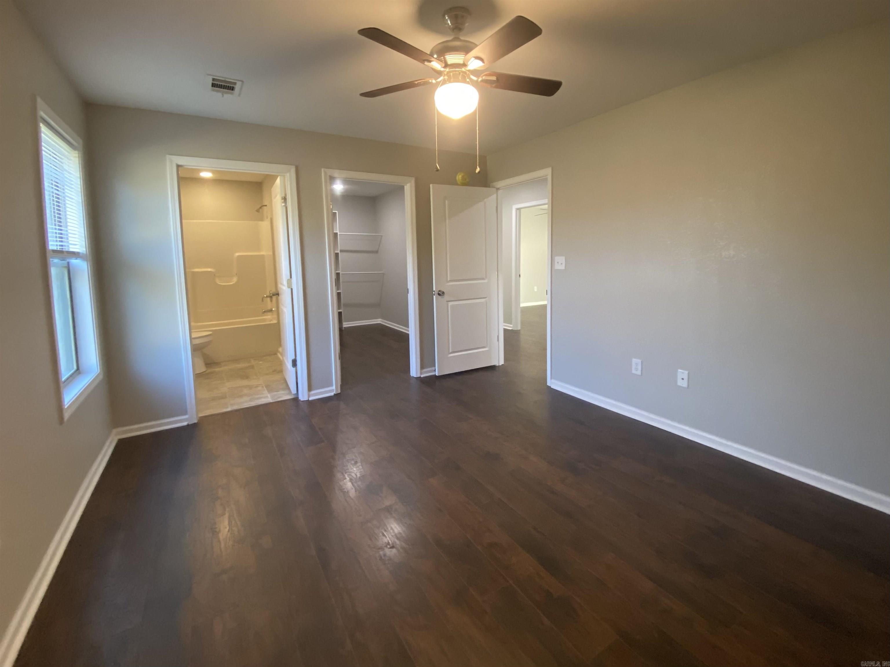 SULLIVAN ACRES - Residential