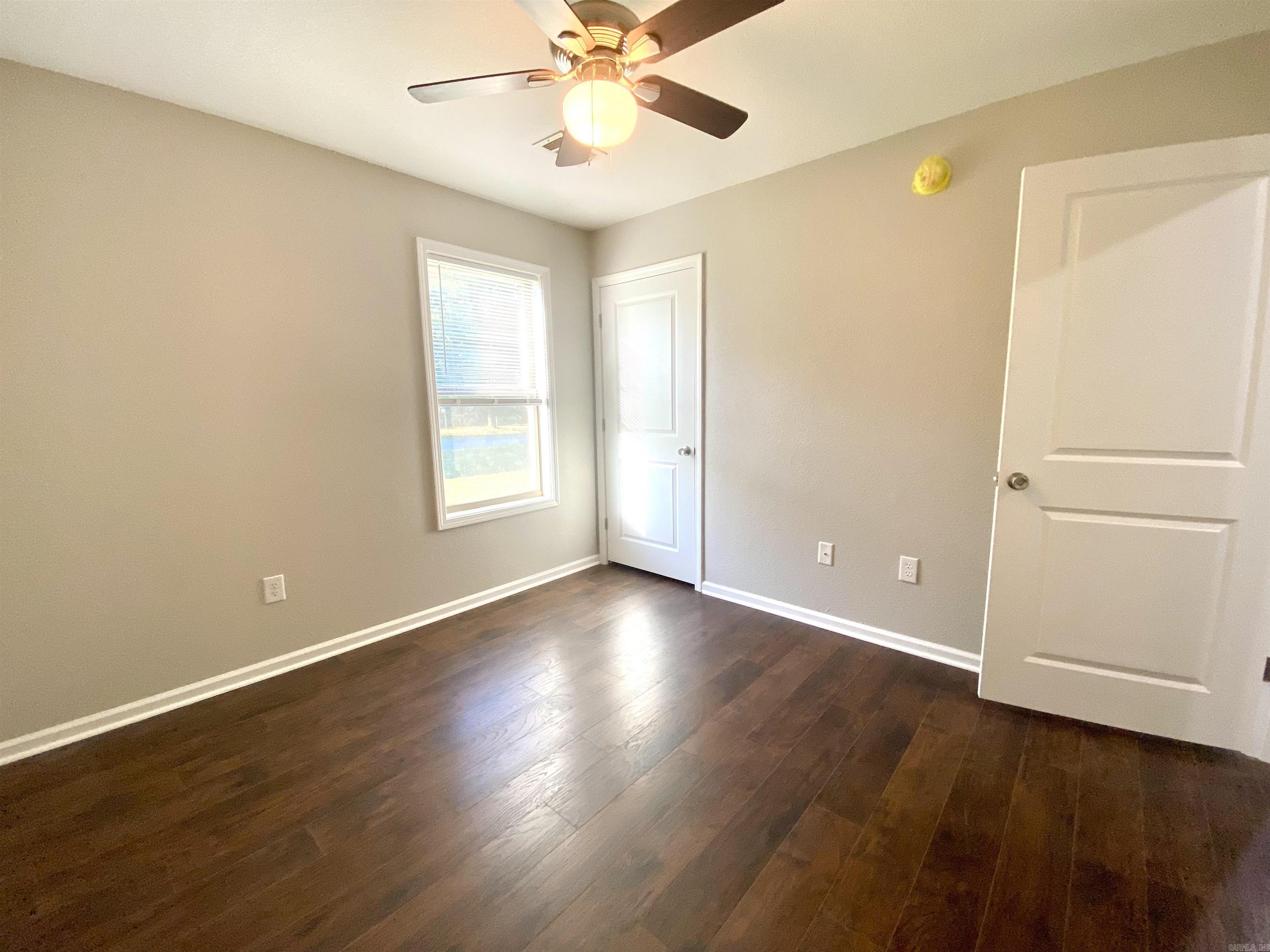 SULLIVAN ACRES - Residential