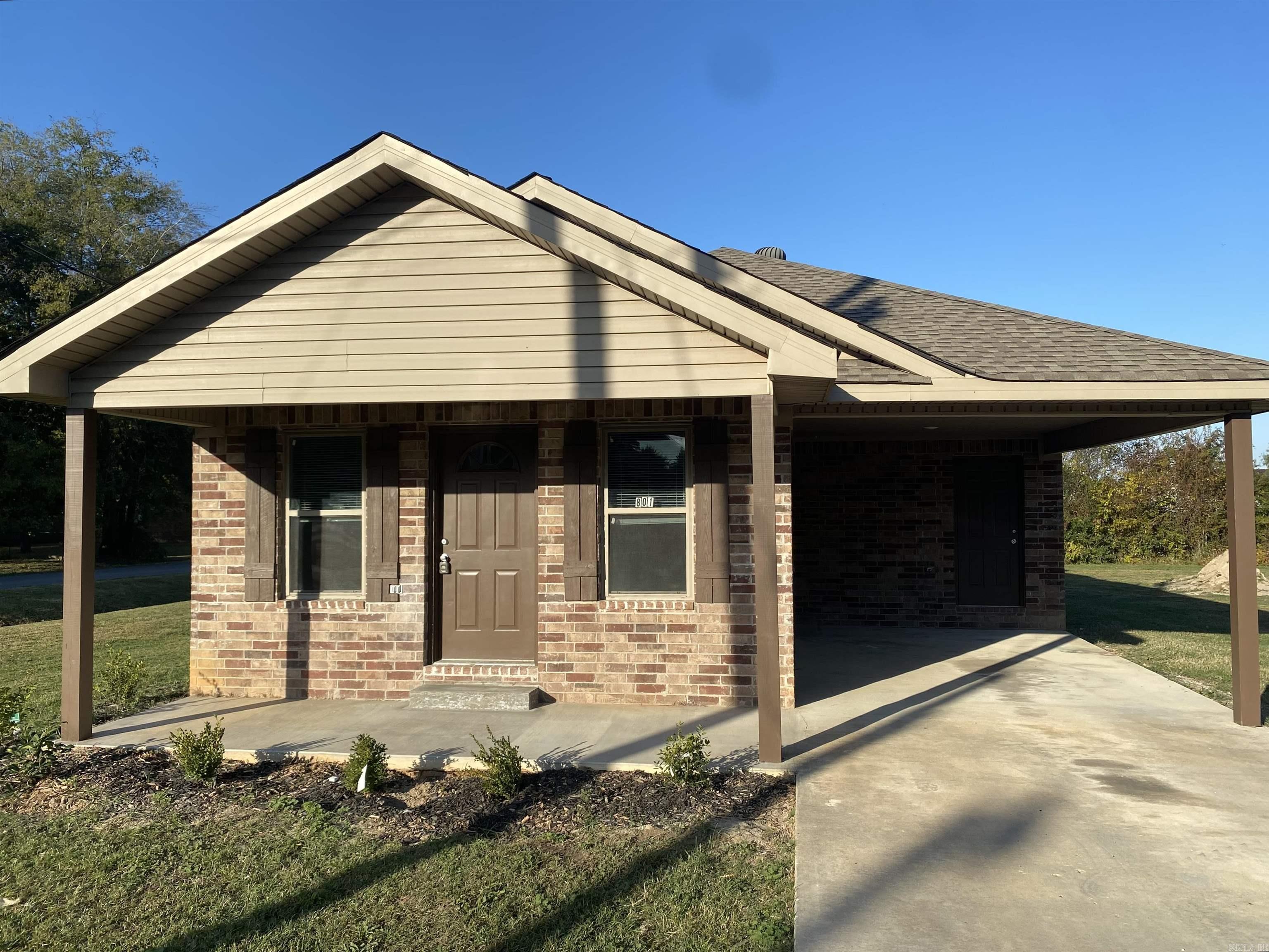 SULLIVAN ACRES - Residential