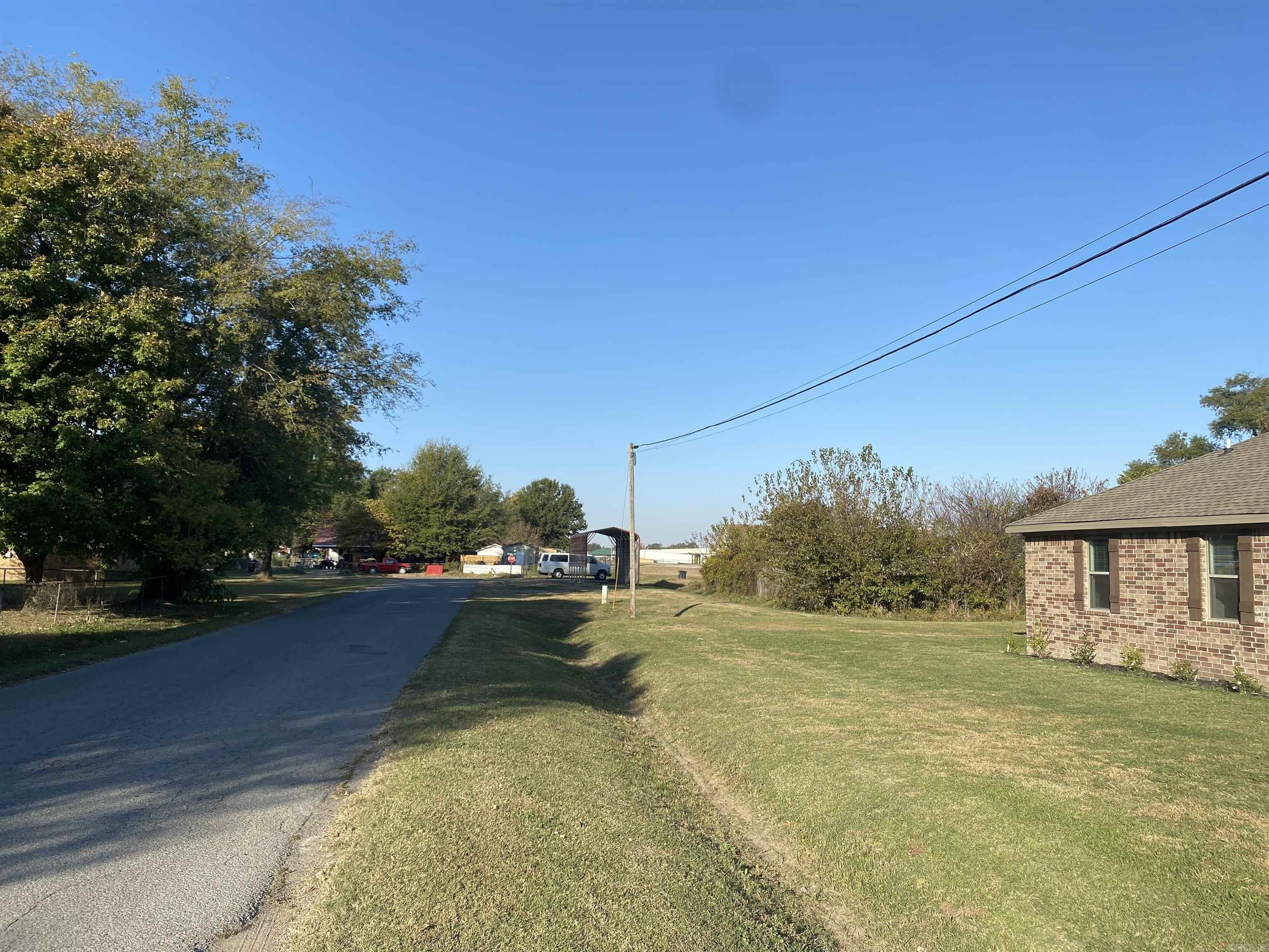 SULLIVAN ACRES - Residential