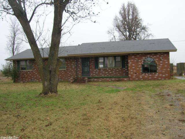 REO PROPERTY-BANK OWNED. PROPERTY SOLD AS IS. The Listing Broker & Seller assume no responsibility & make no guarantees, warranties or representations as to accuracy of the property information or photographs. Buyer to turn on Utilities for INSPECTIONS.