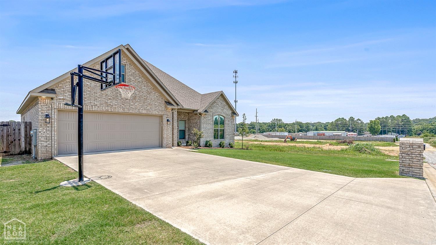 Twin Oaks - Residential