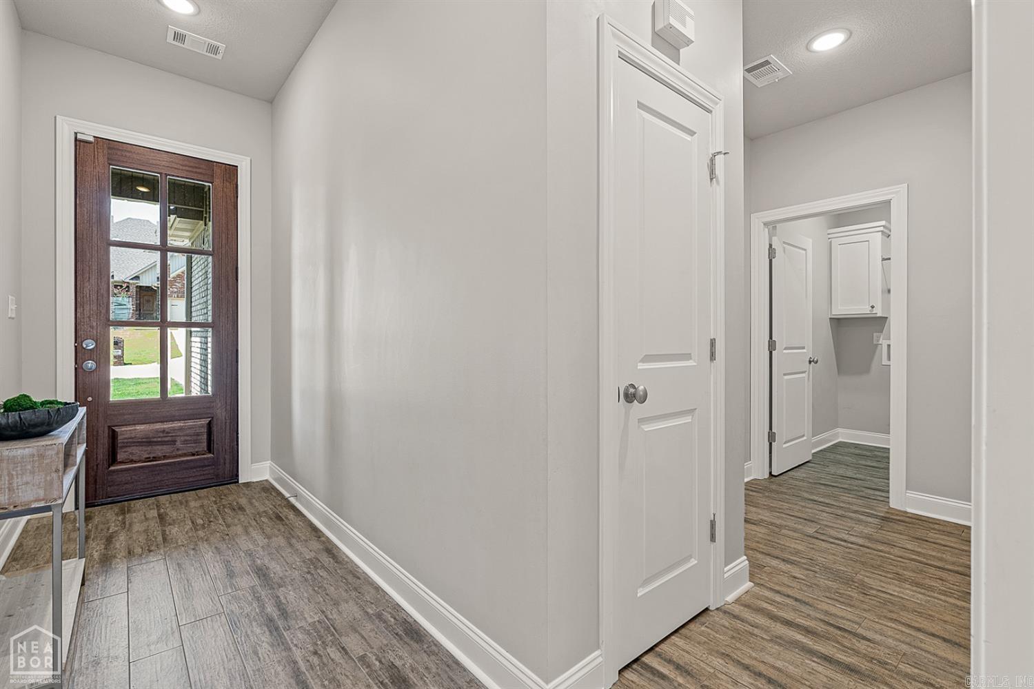 Twin Oaks - Residential