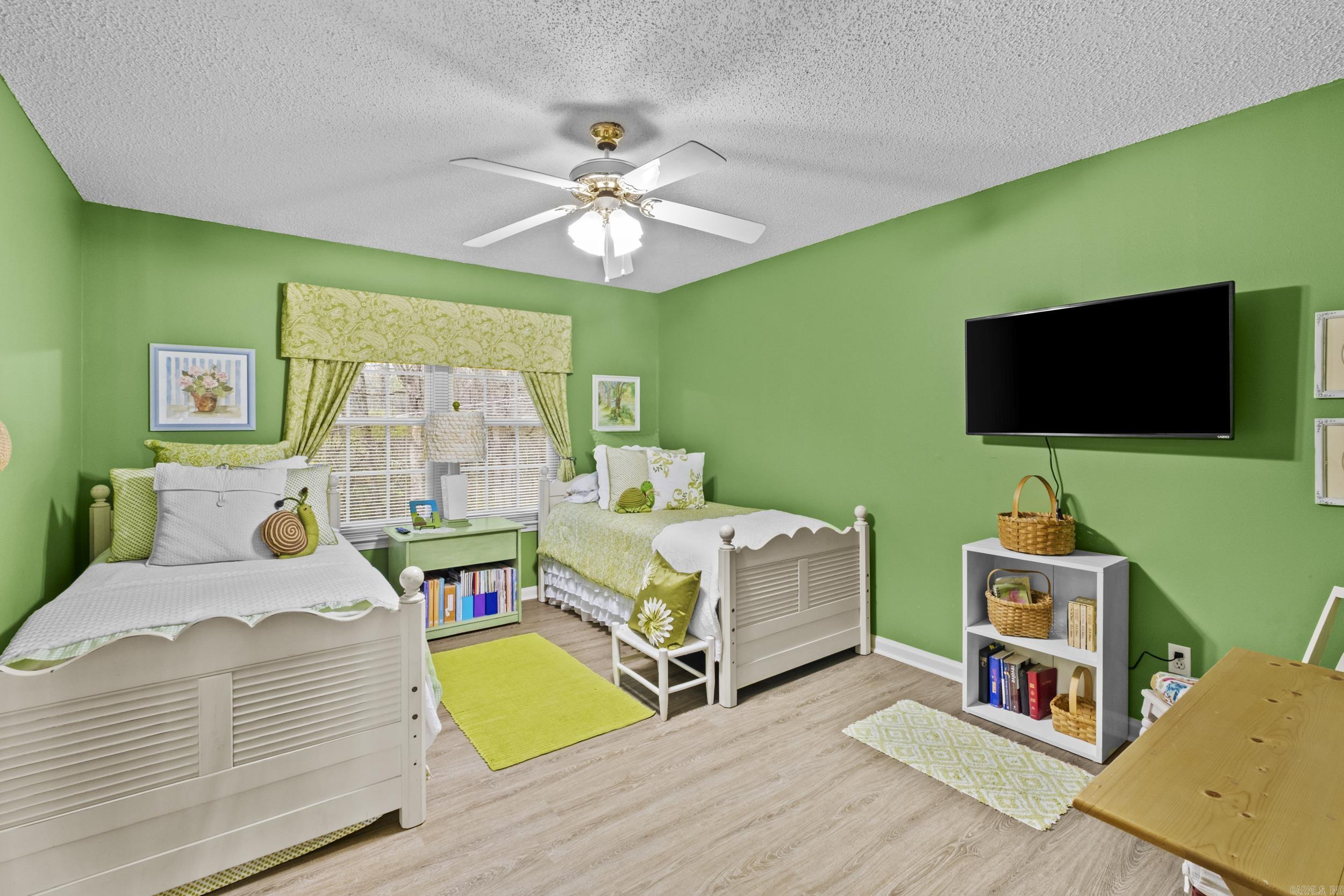 WINDSOR VALLEY ADDN - Residential