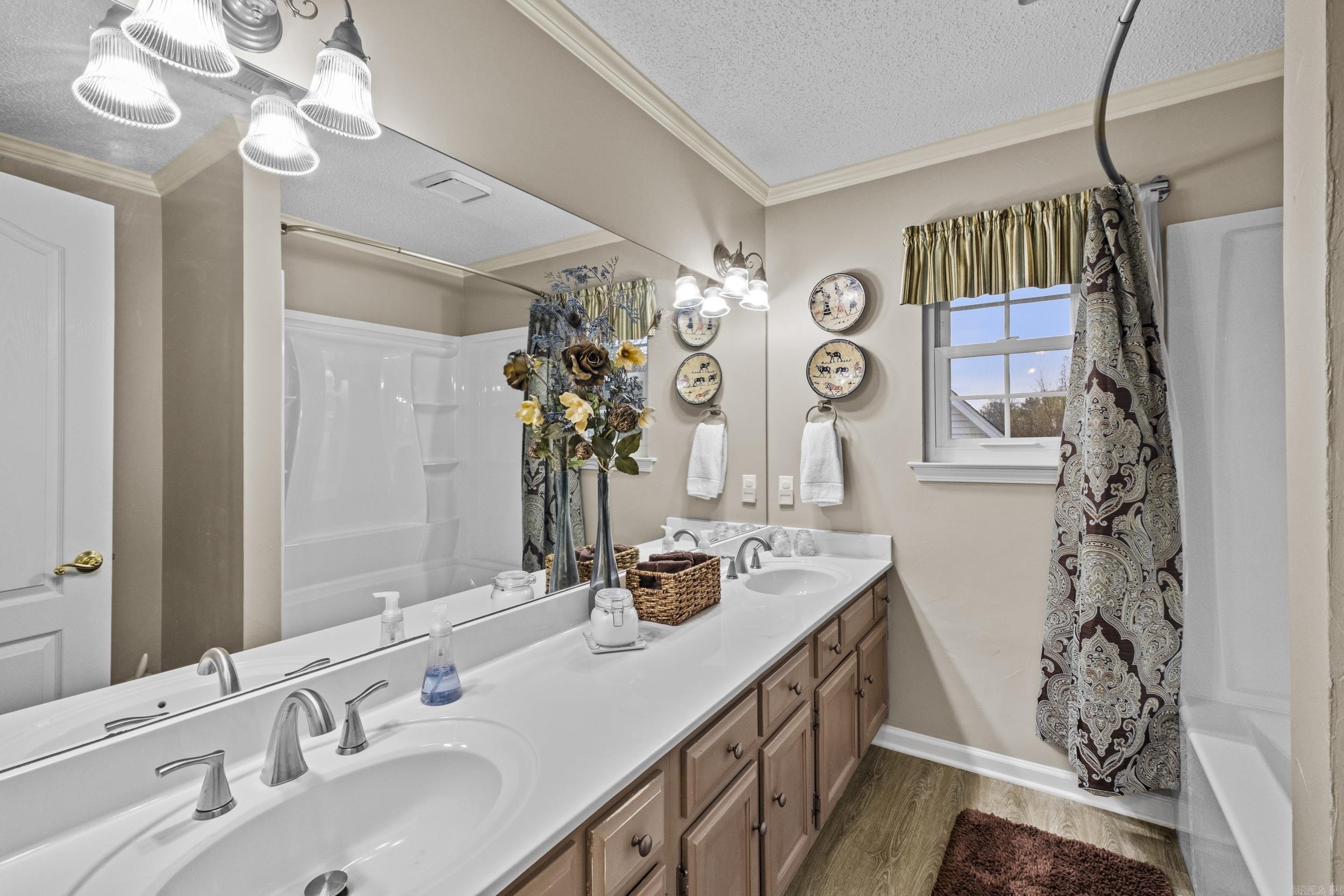 WINDSOR VALLEY ADDN - Residential