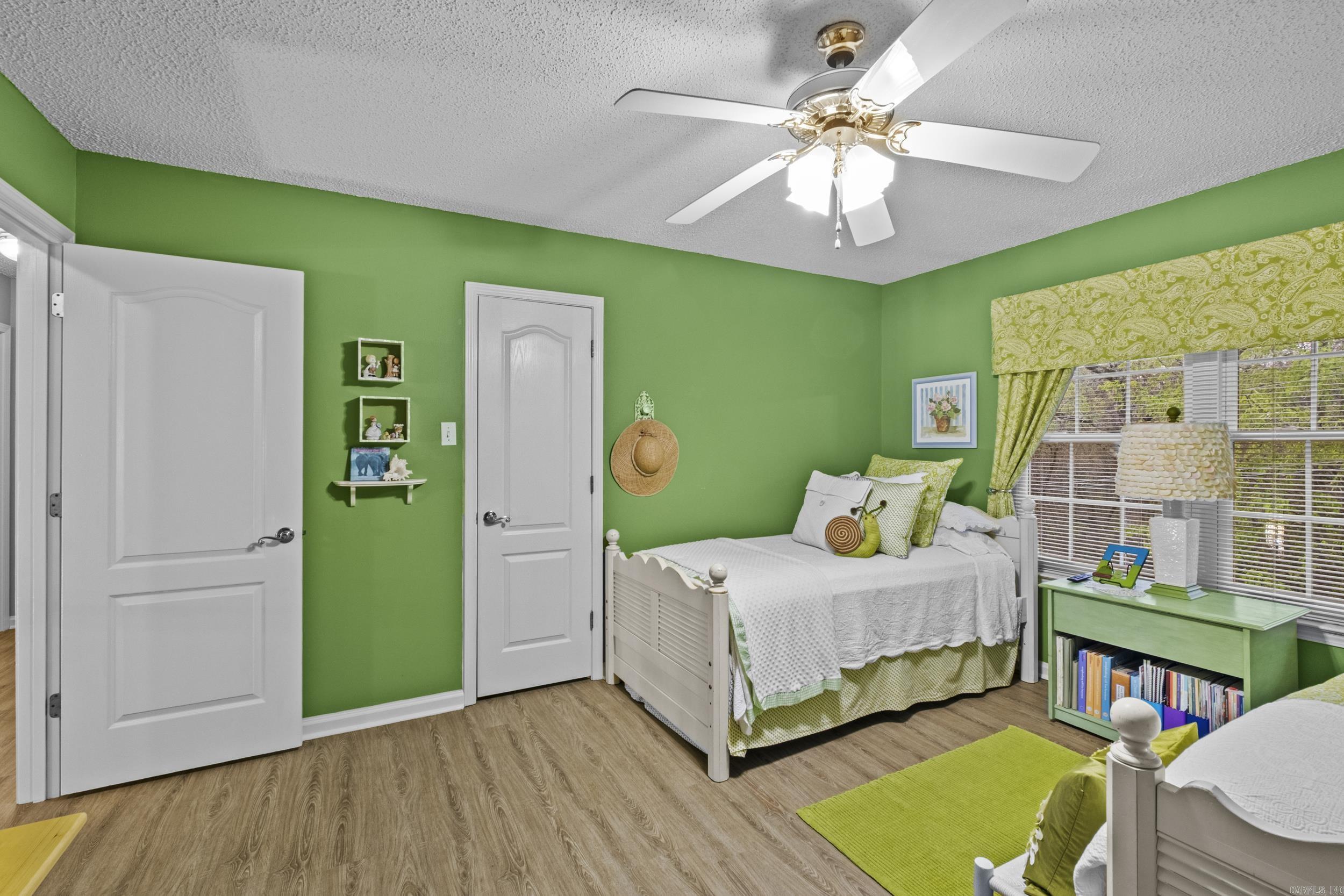 WINDSOR VALLEY ADDN - Residential