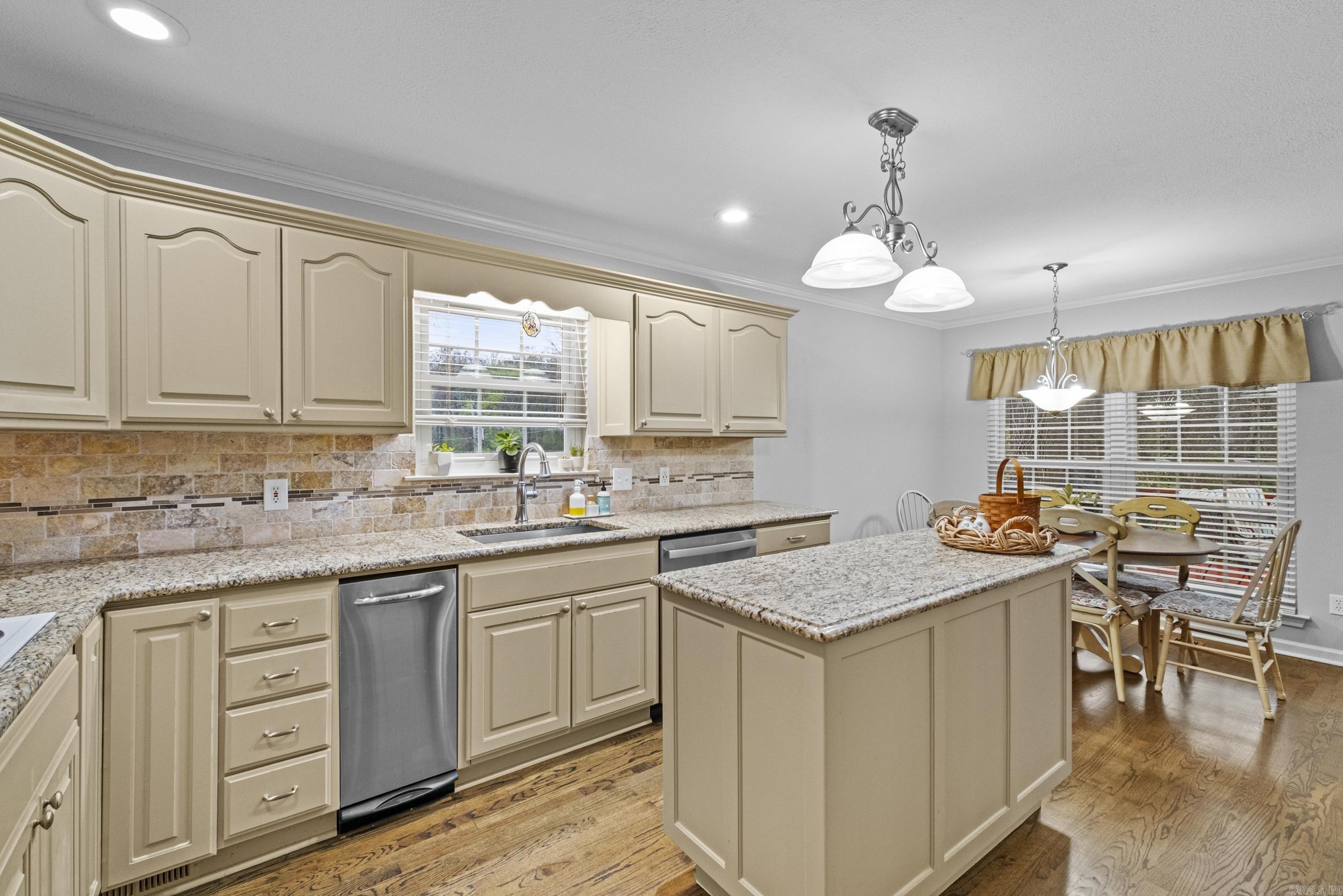 WINDSOR VALLEY ADDN - Residential