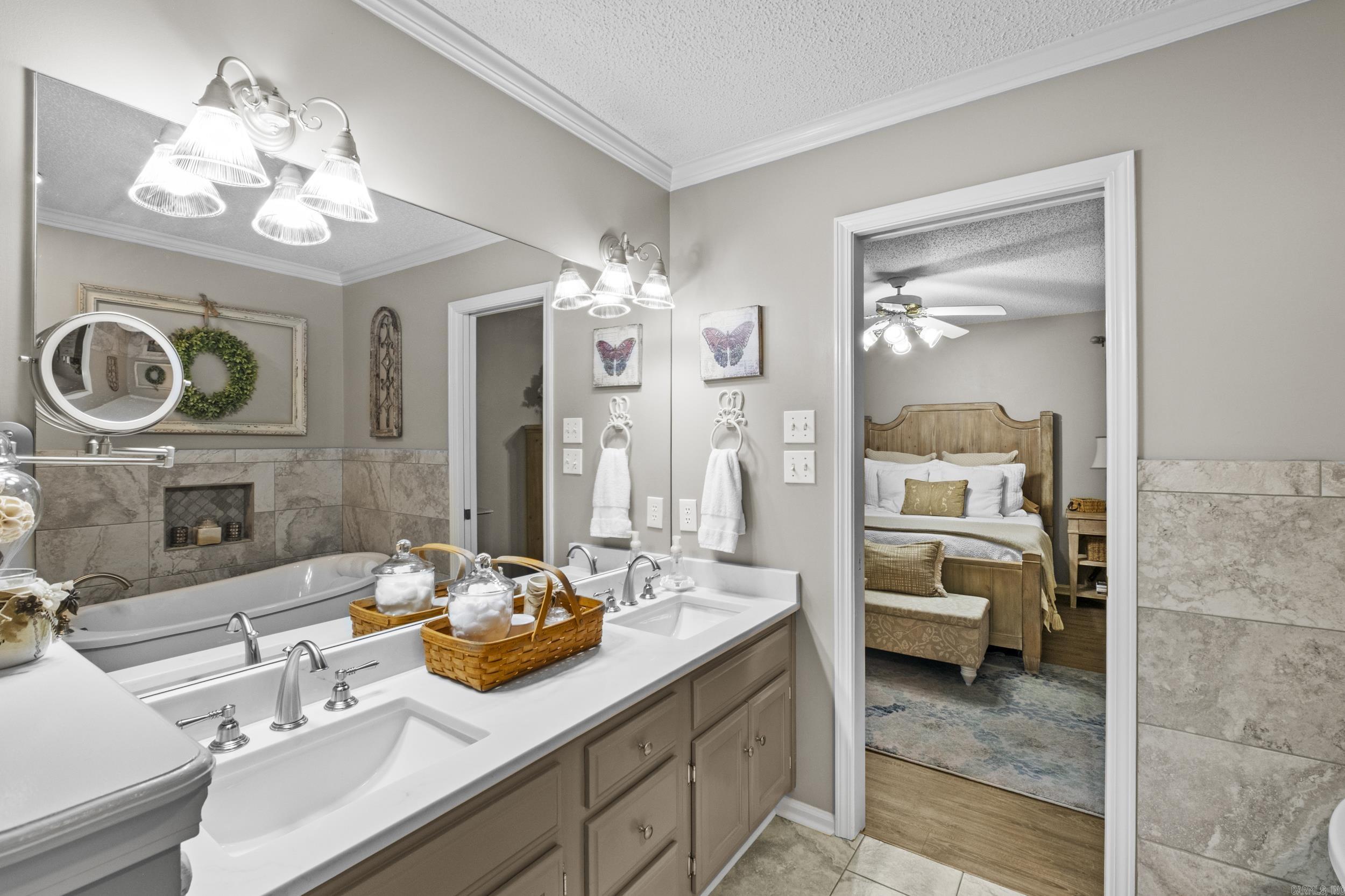 WINDSOR VALLEY ADDN - Residential