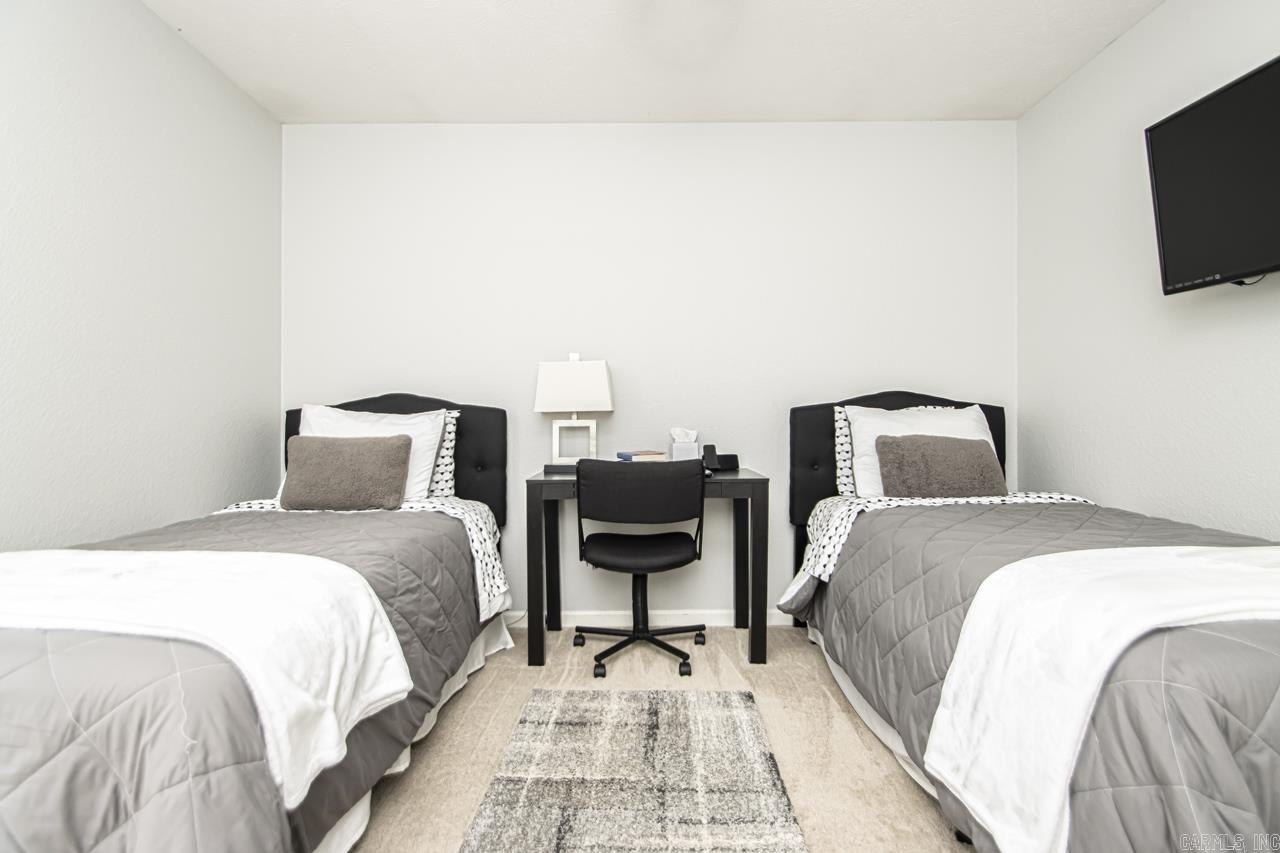 SPRING VALLEY - Residential