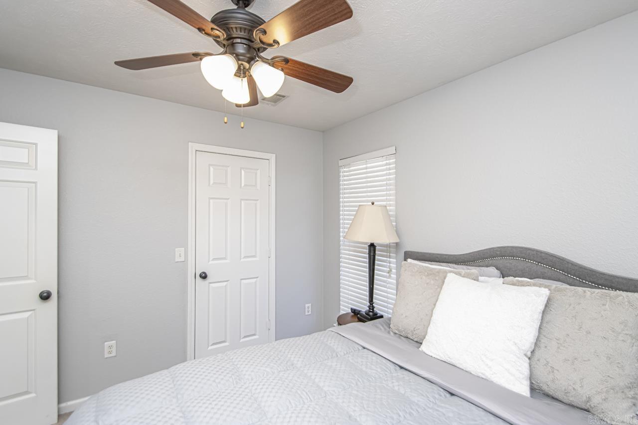 SPRING VALLEY - Residential