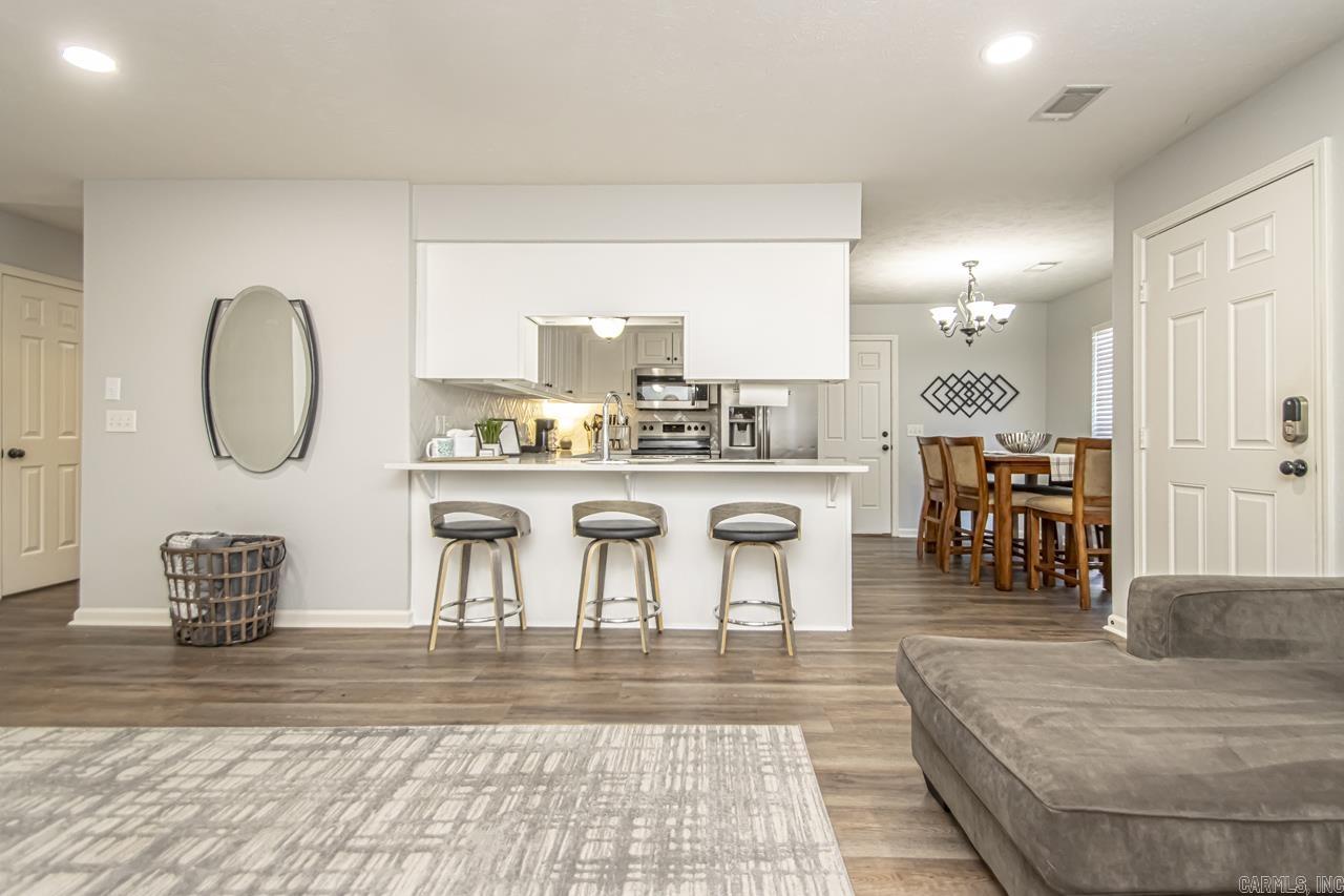 SPRING VALLEY - Residential