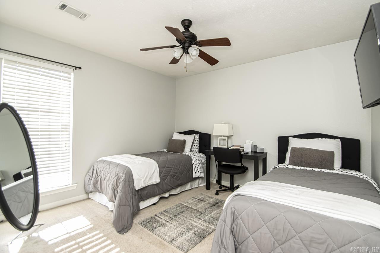 SPRING VALLEY - Residential