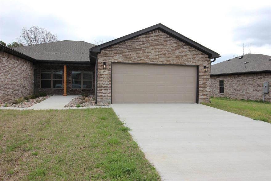 Newly built brick duplex in Mountain Home Arkansas.
