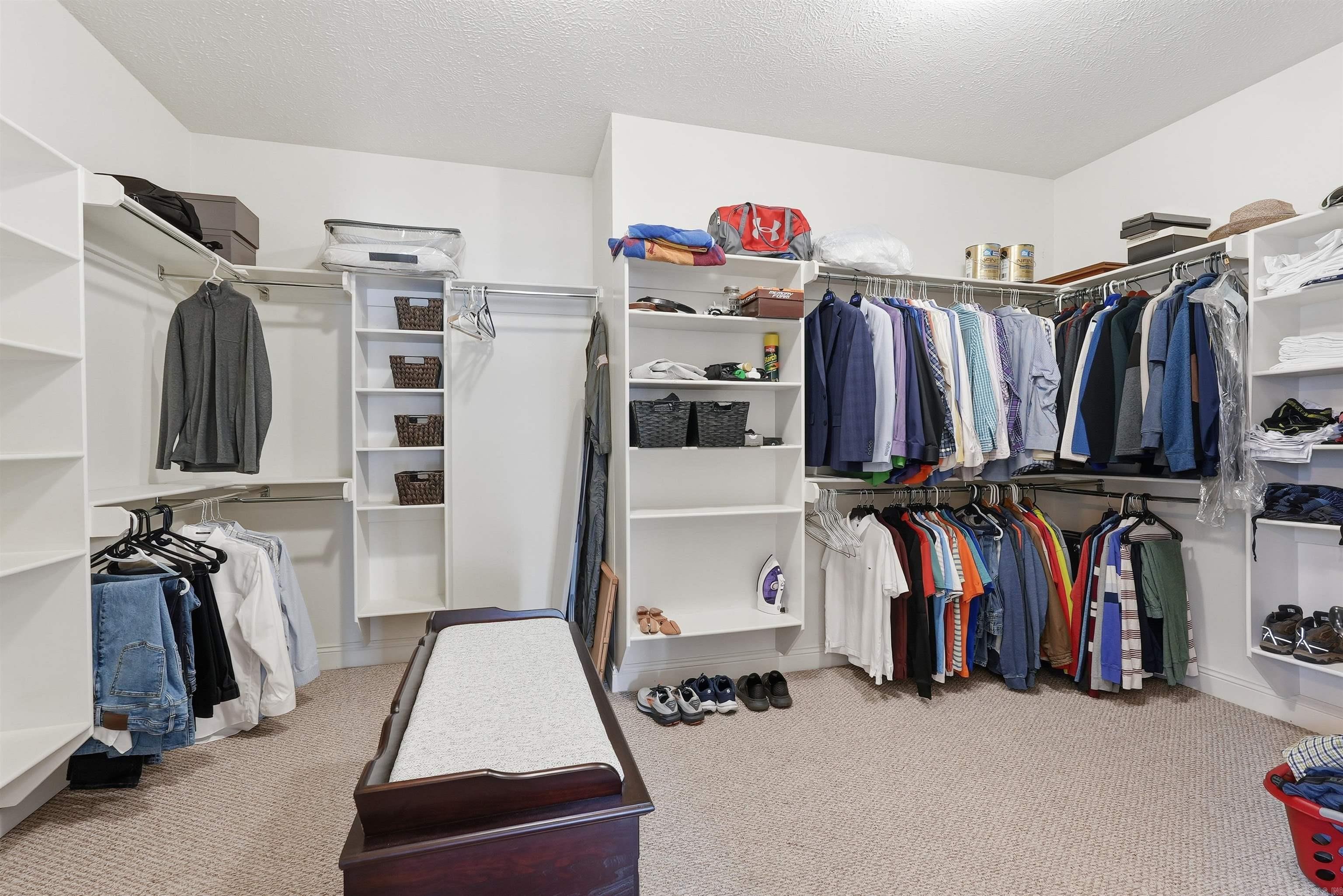 HURRICANE LAKE EST - Residential