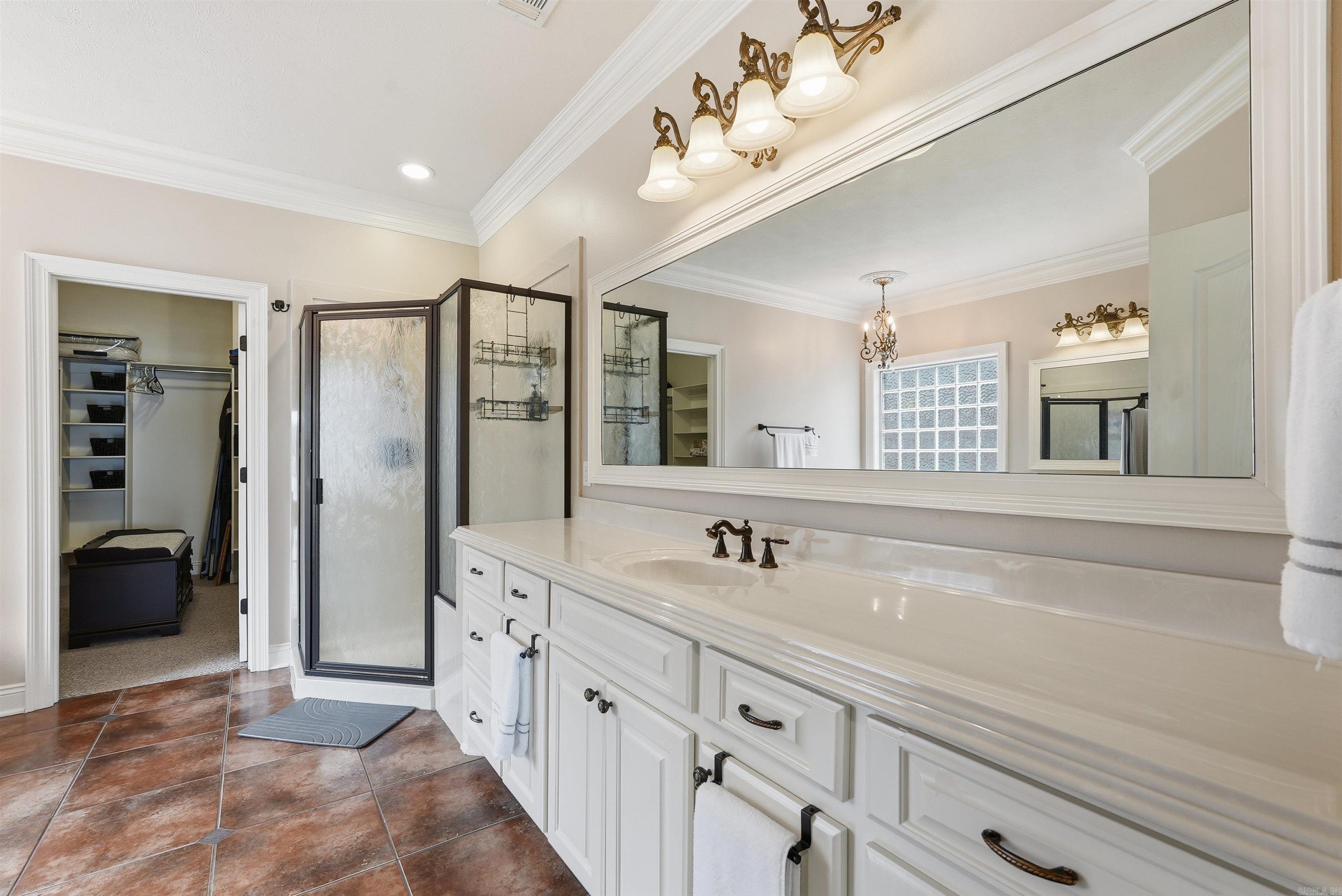 HURRICANE LAKE EST - Residential