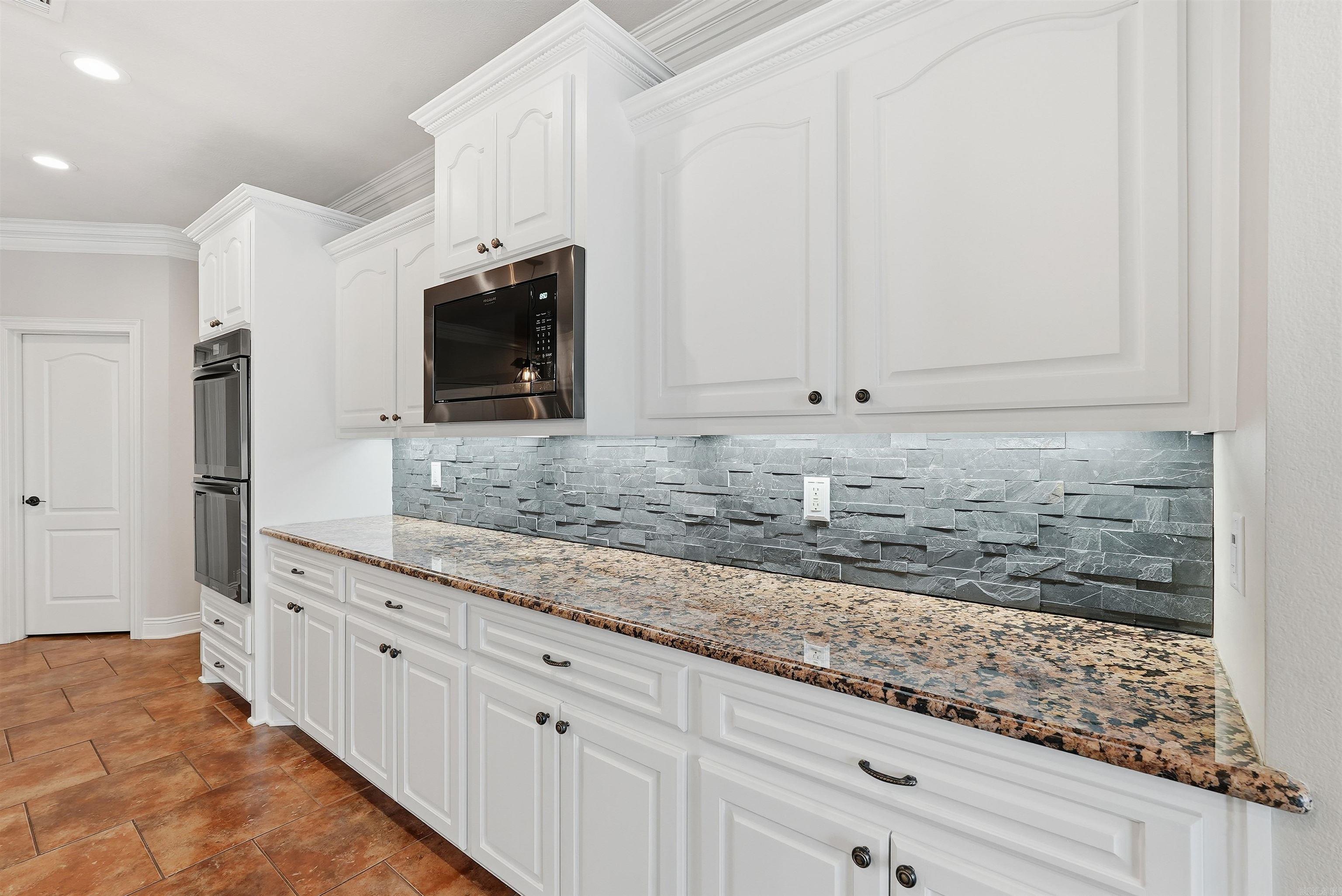 HURRICANE LAKE EST - Residential