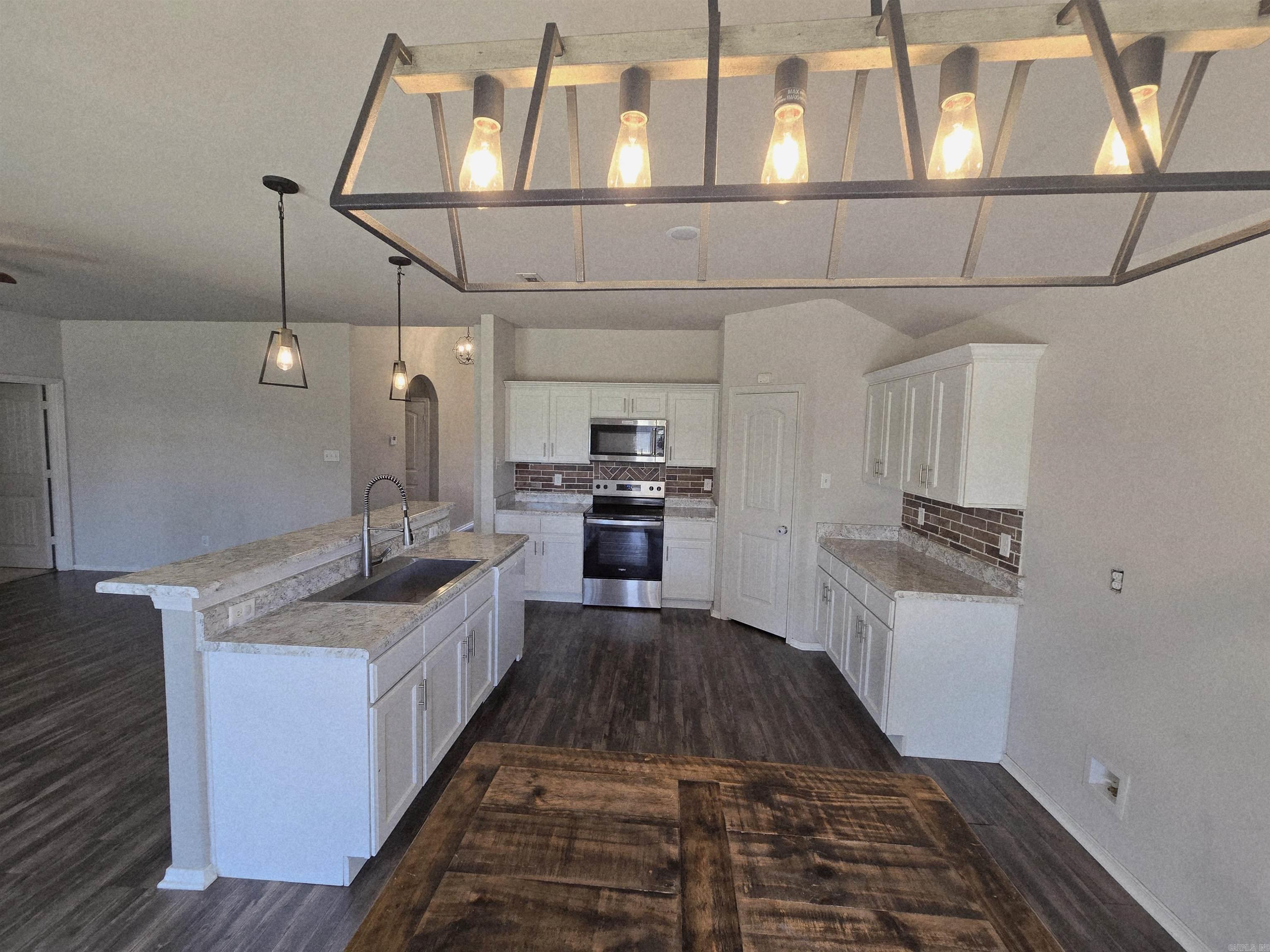 BROOKLAND HILLS - Residential