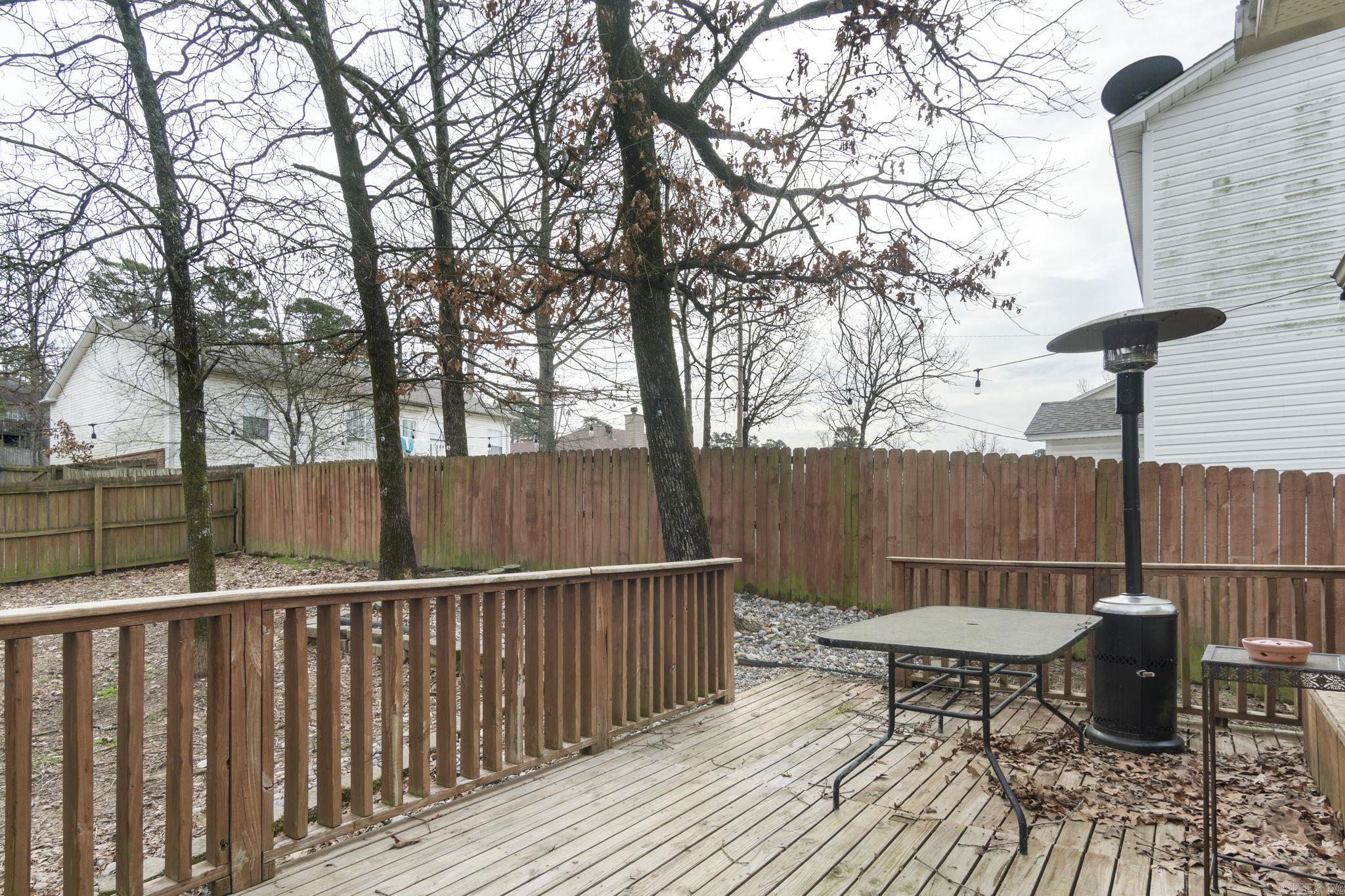 WESTHAMPTON - Residential