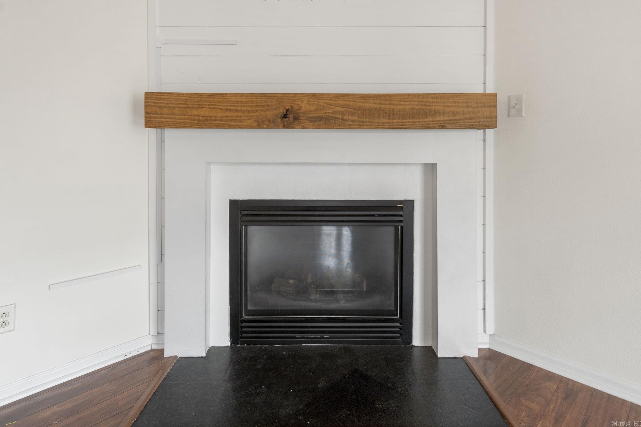 WESTHAMPTON - Residential