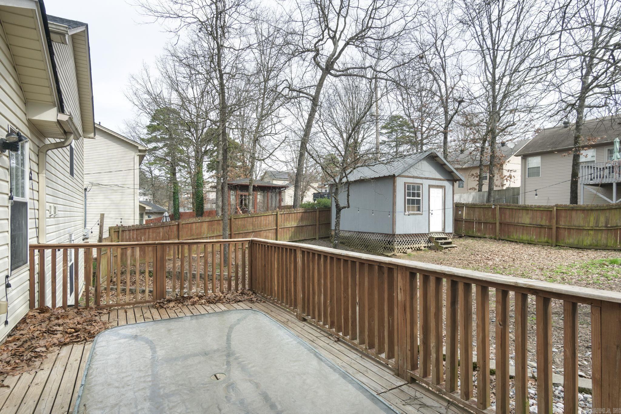 WESTHAMPTON - Residential