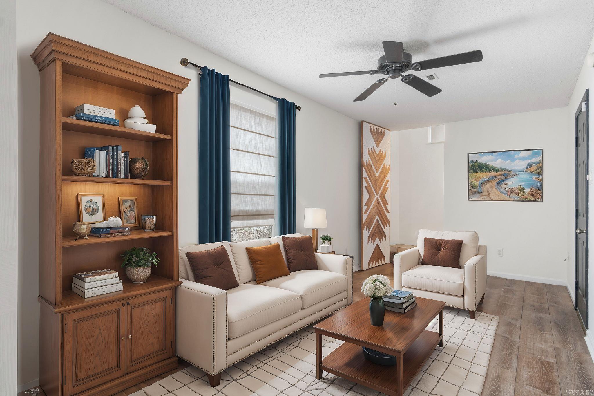 WESTHAMPTON - Residential