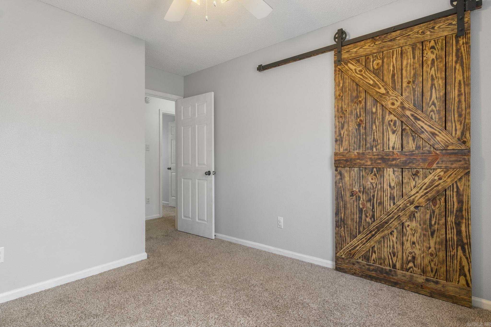 WESTHAMPTON - Residential