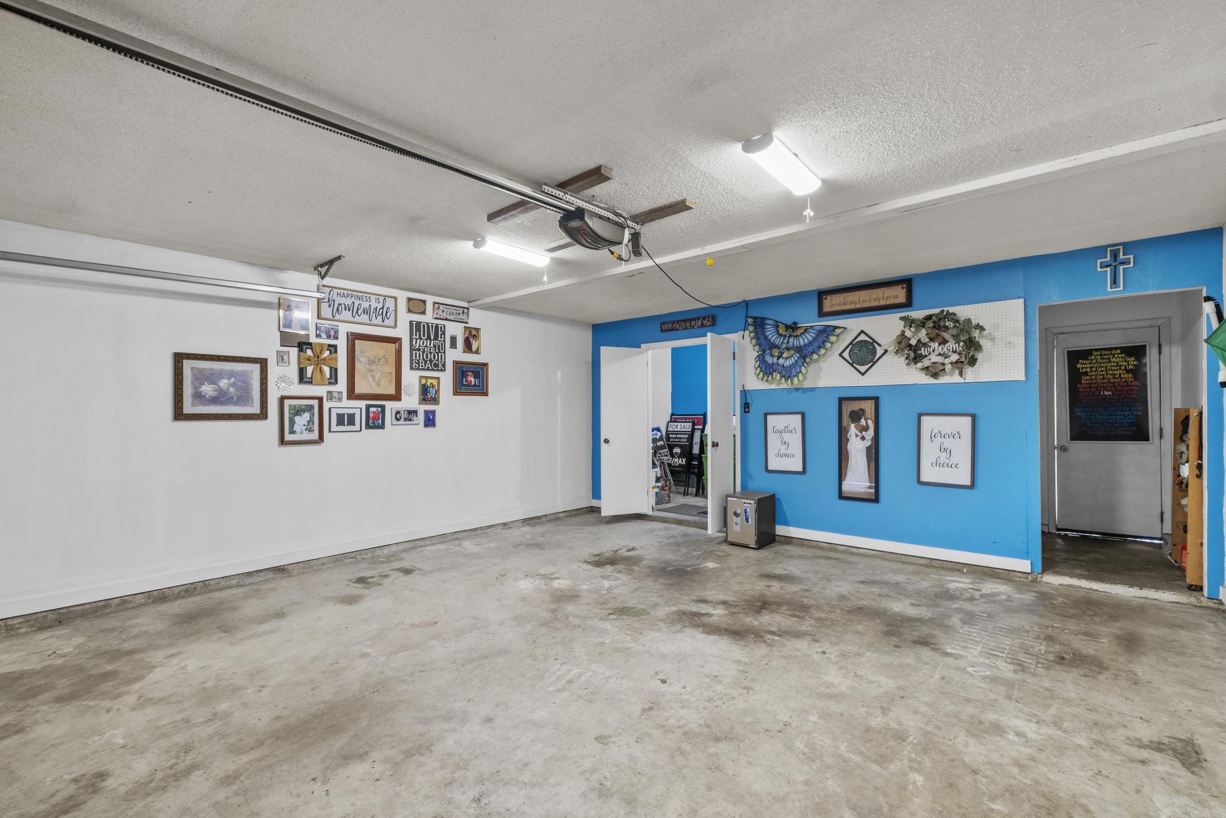 East Hickman & Mcconnell - Residential