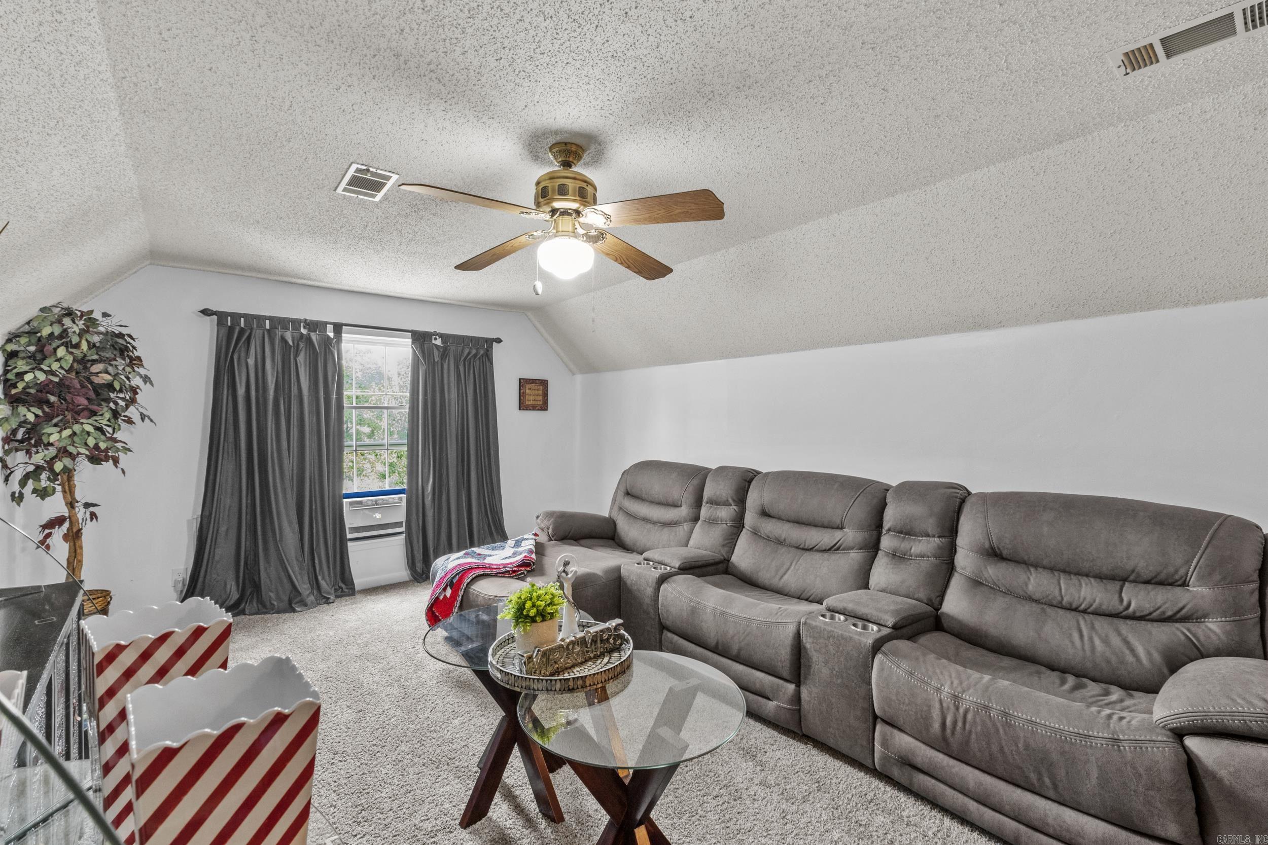 East Hickman & Mcconnell - Residential