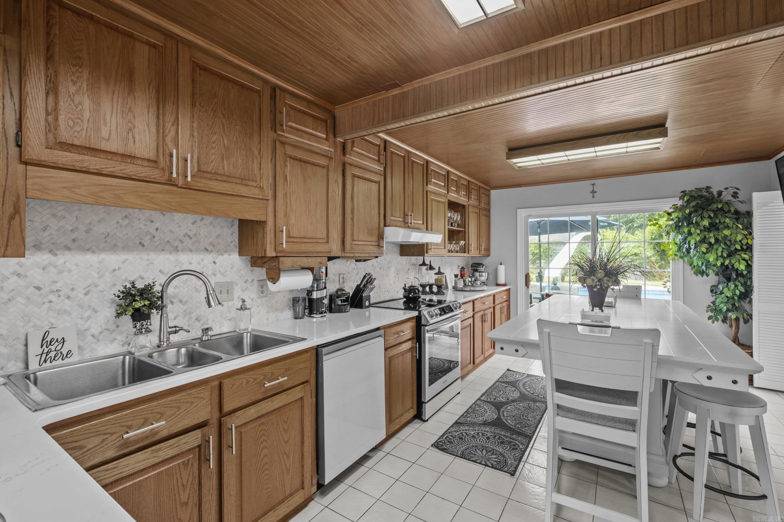 East Hickman & Mcconnell - Residential