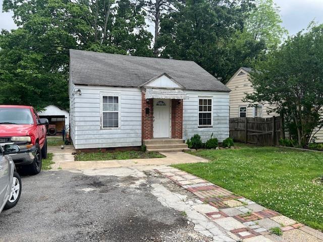 KINSWORTHY & HENDERSON - Residential