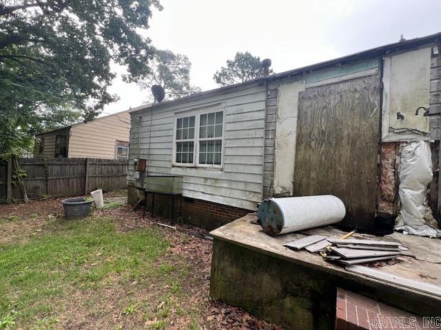 KINSWORTHY & HENDERSON - Residential