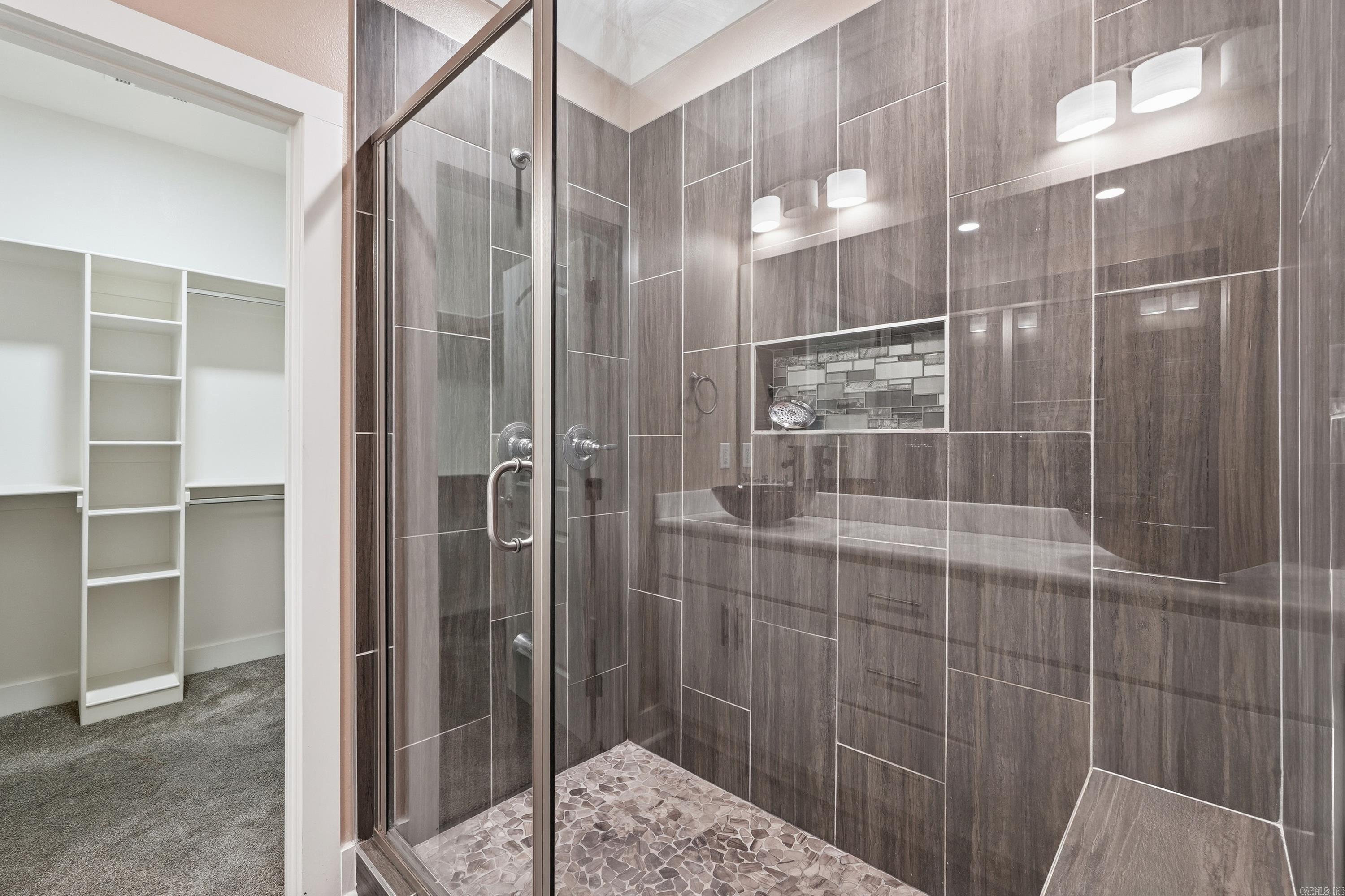 ANDRES PLACE - Residential