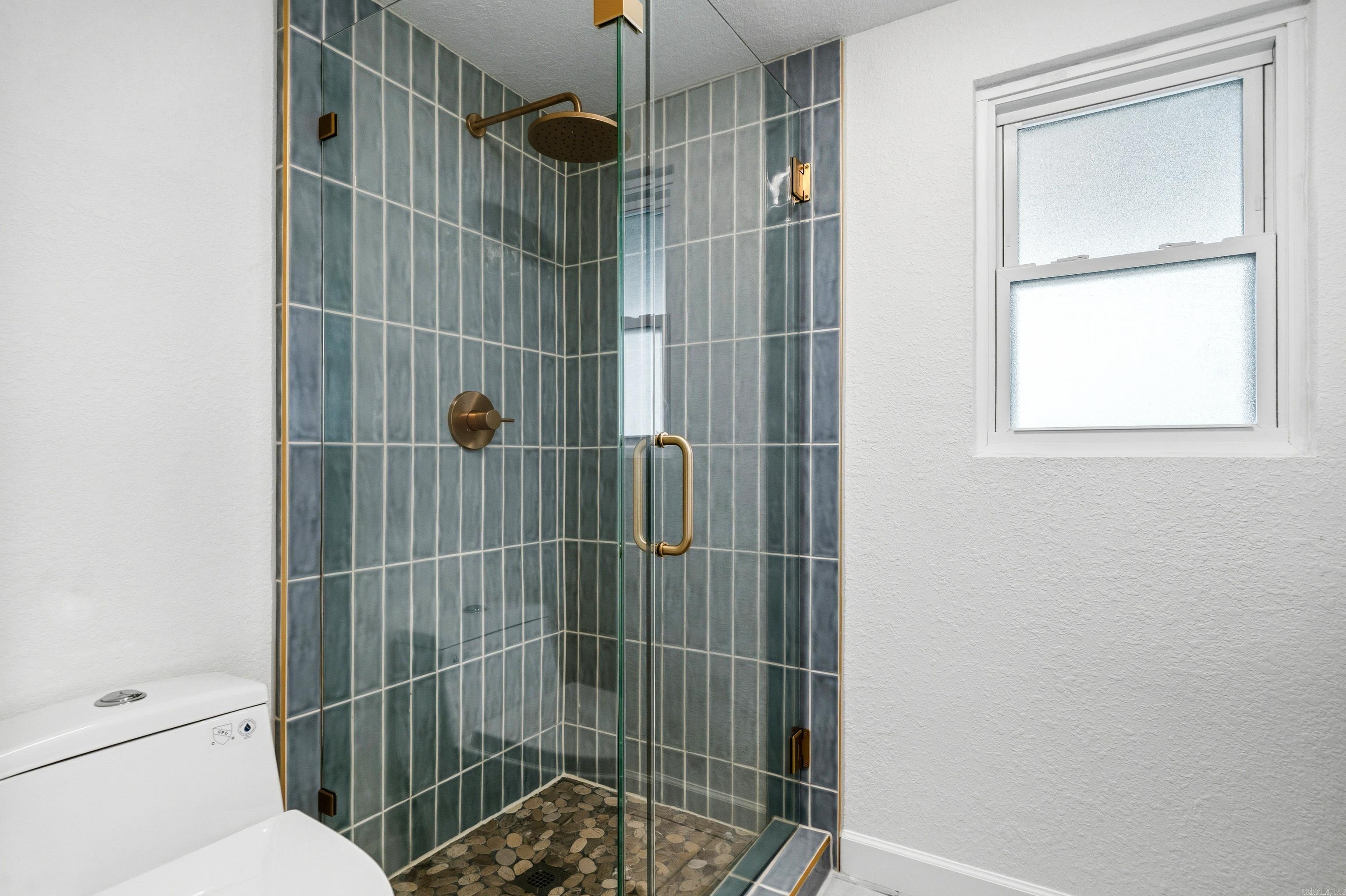 DUKE SHORES - Residential