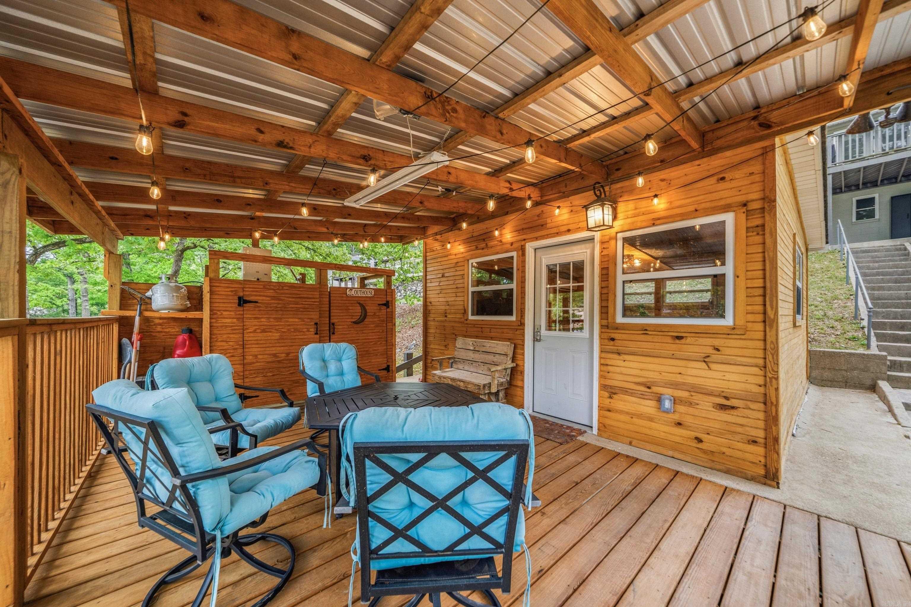 DUKE SHORES - Residential