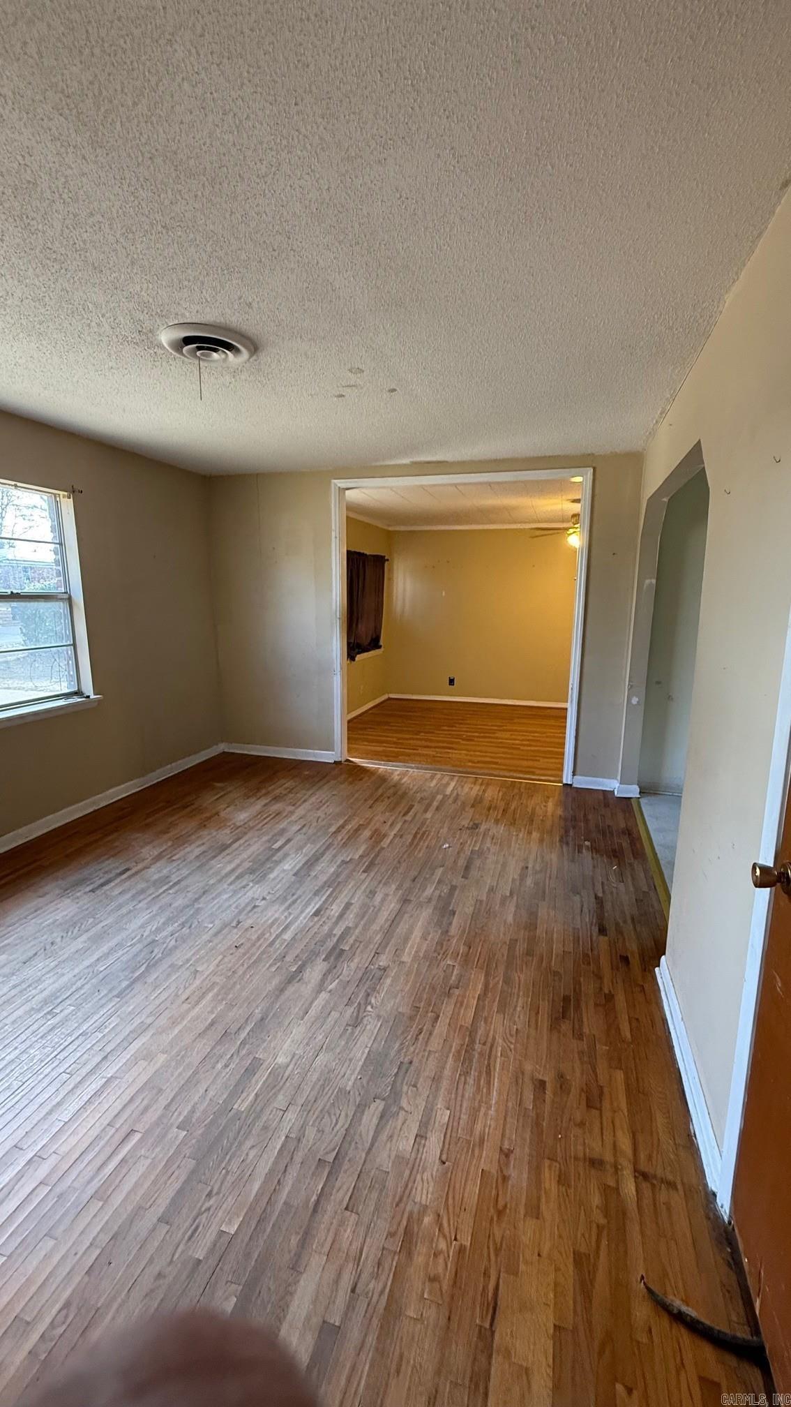 BRIARFIELD - Residential