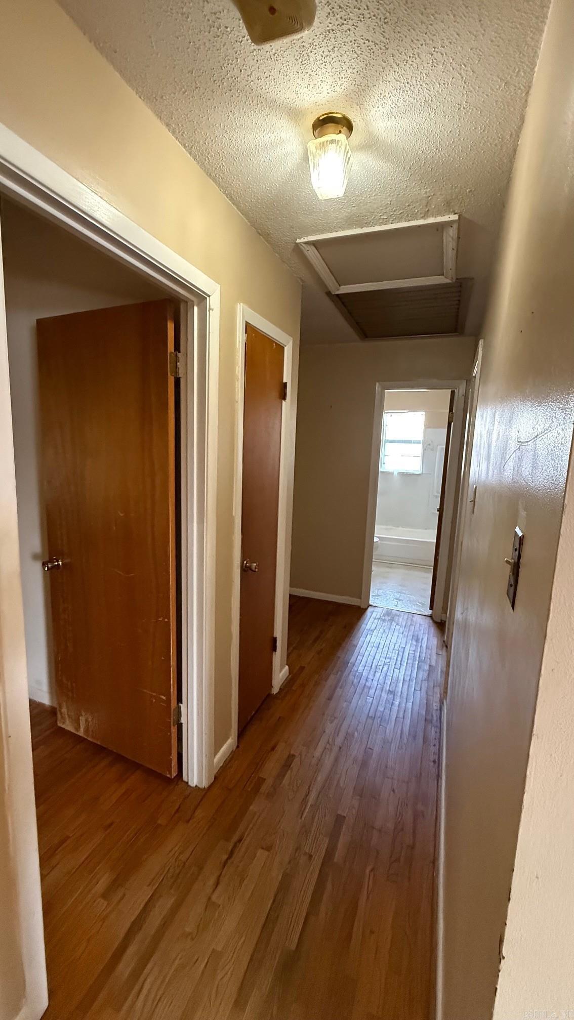 BRIARFIELD - Residential