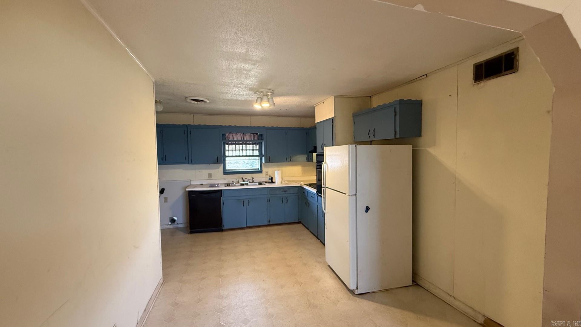 BRIARFIELD - Residential