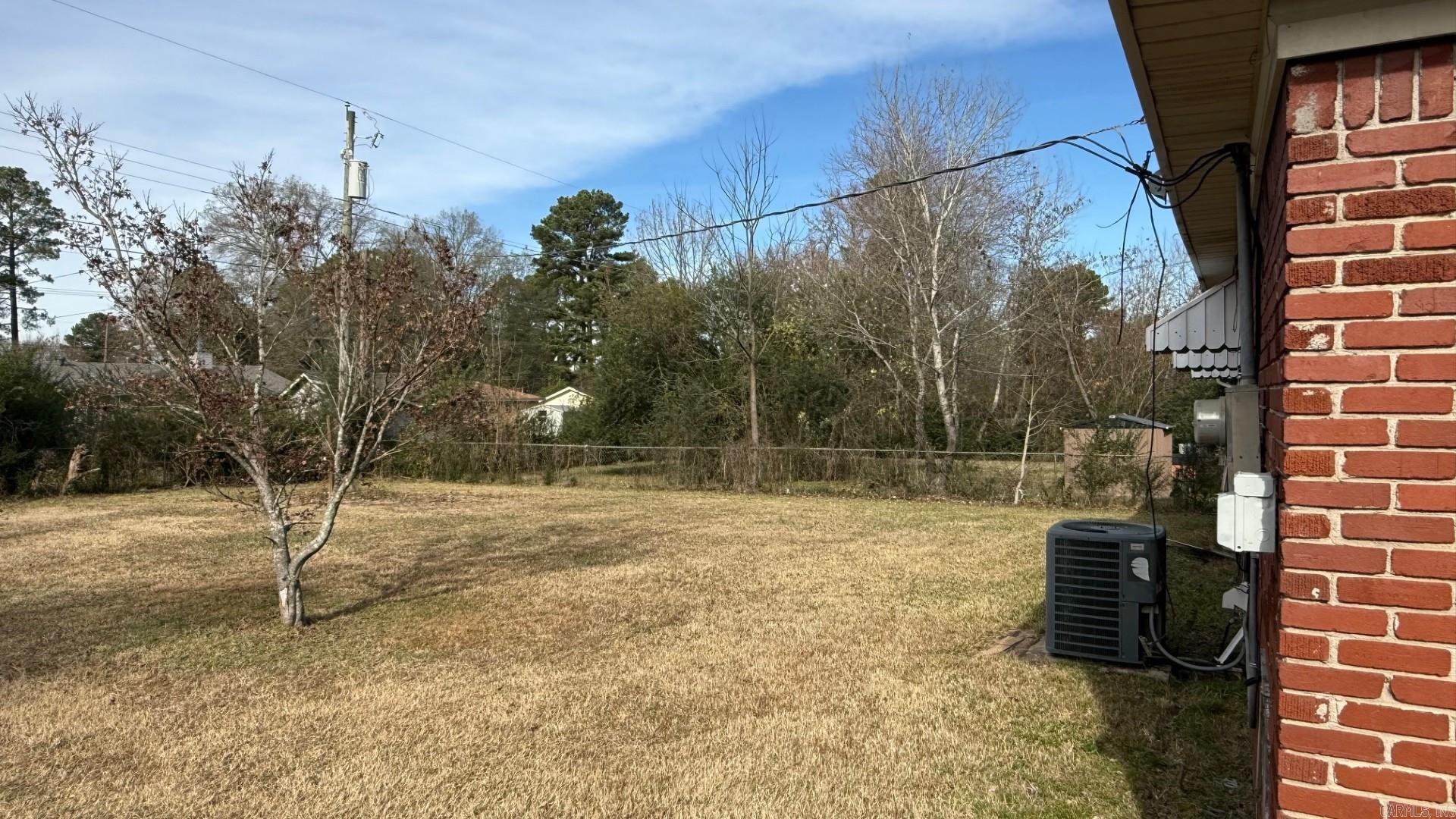 BRIARFIELD - Residential