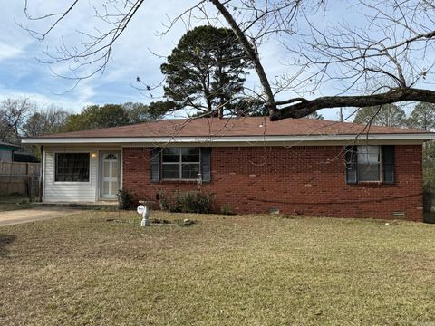 Photo of 1117 Sorrells Drive, Jacksonville, AR 72076 (MLS # 25049281)