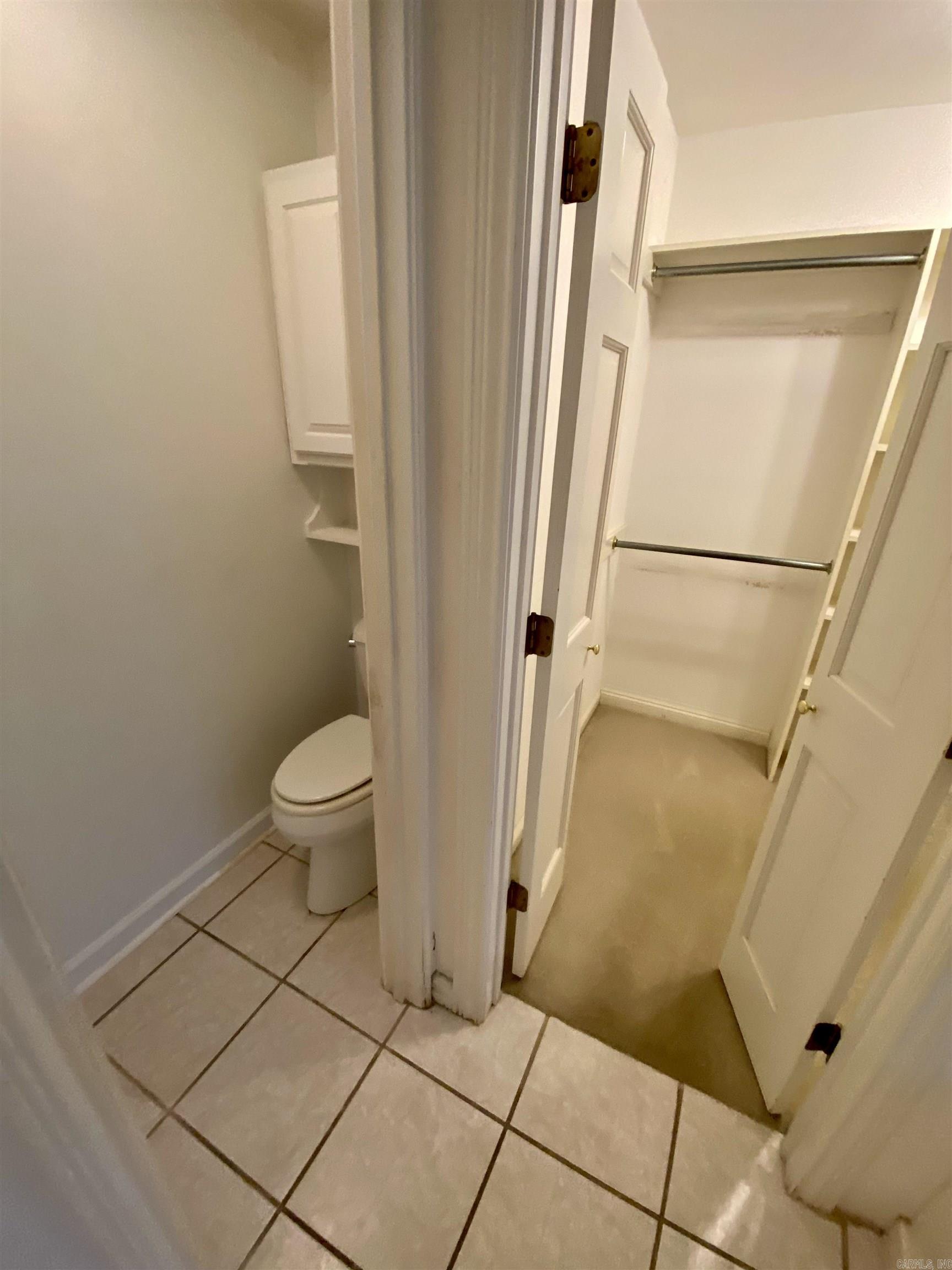 RIVER OAKS VILLAGE - Residential