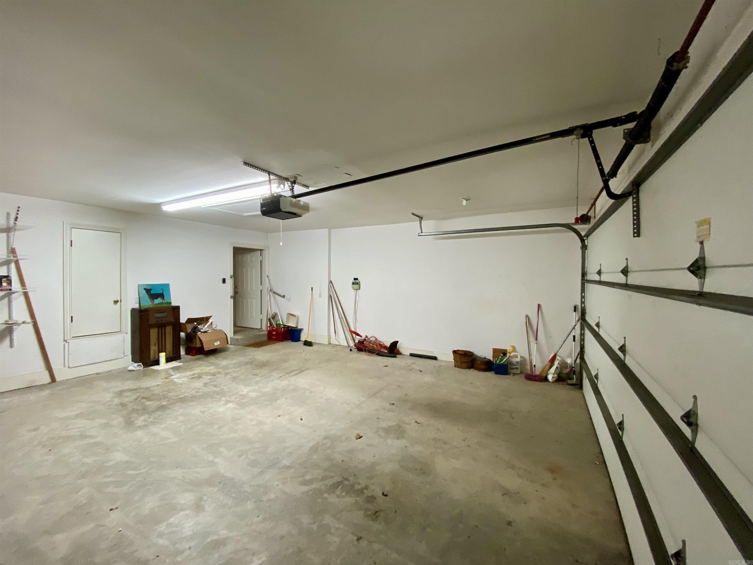 RIVER OAKS VILLAGE - Residential