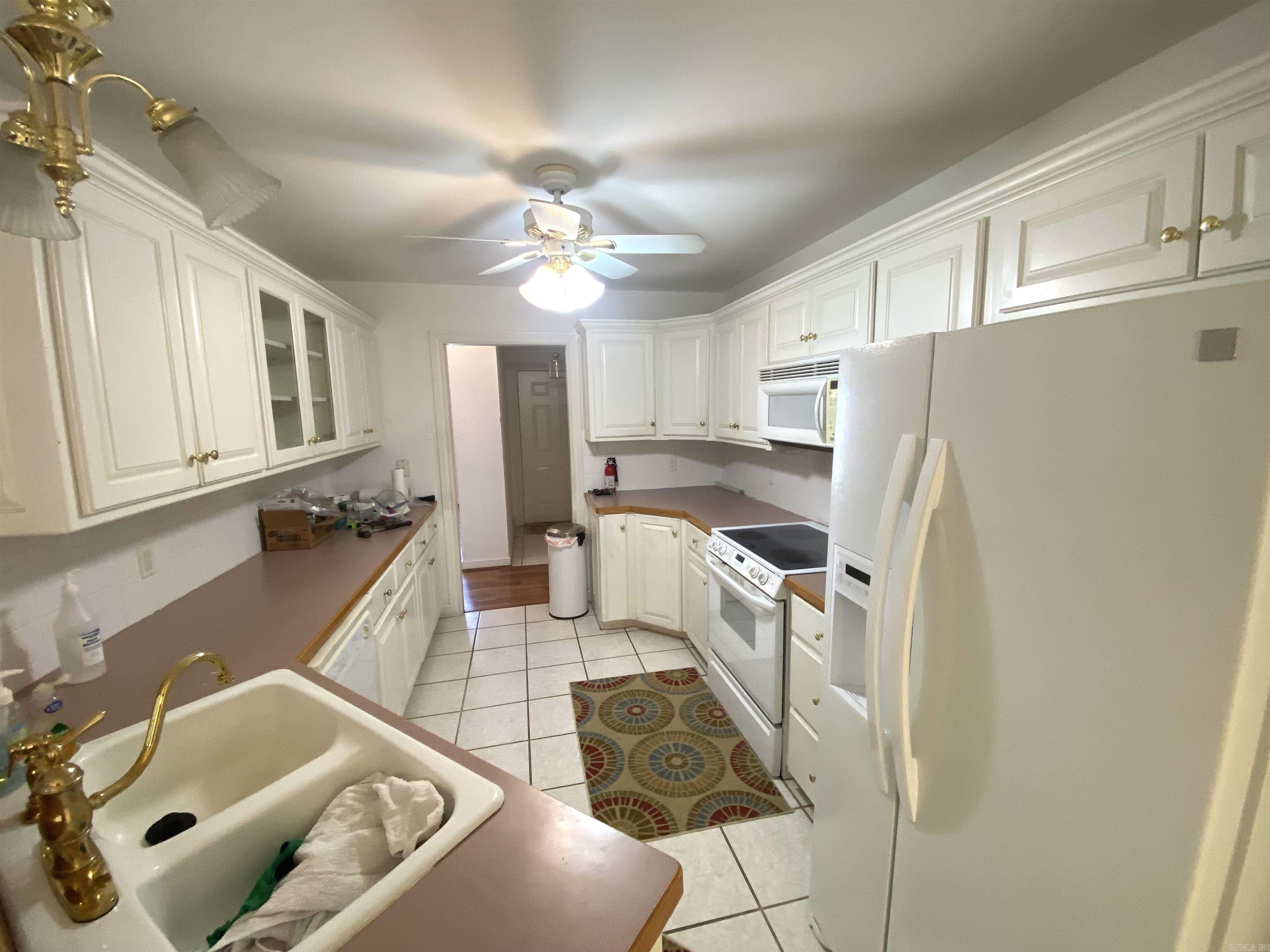 RIVER OAKS VILLAGE - Residential