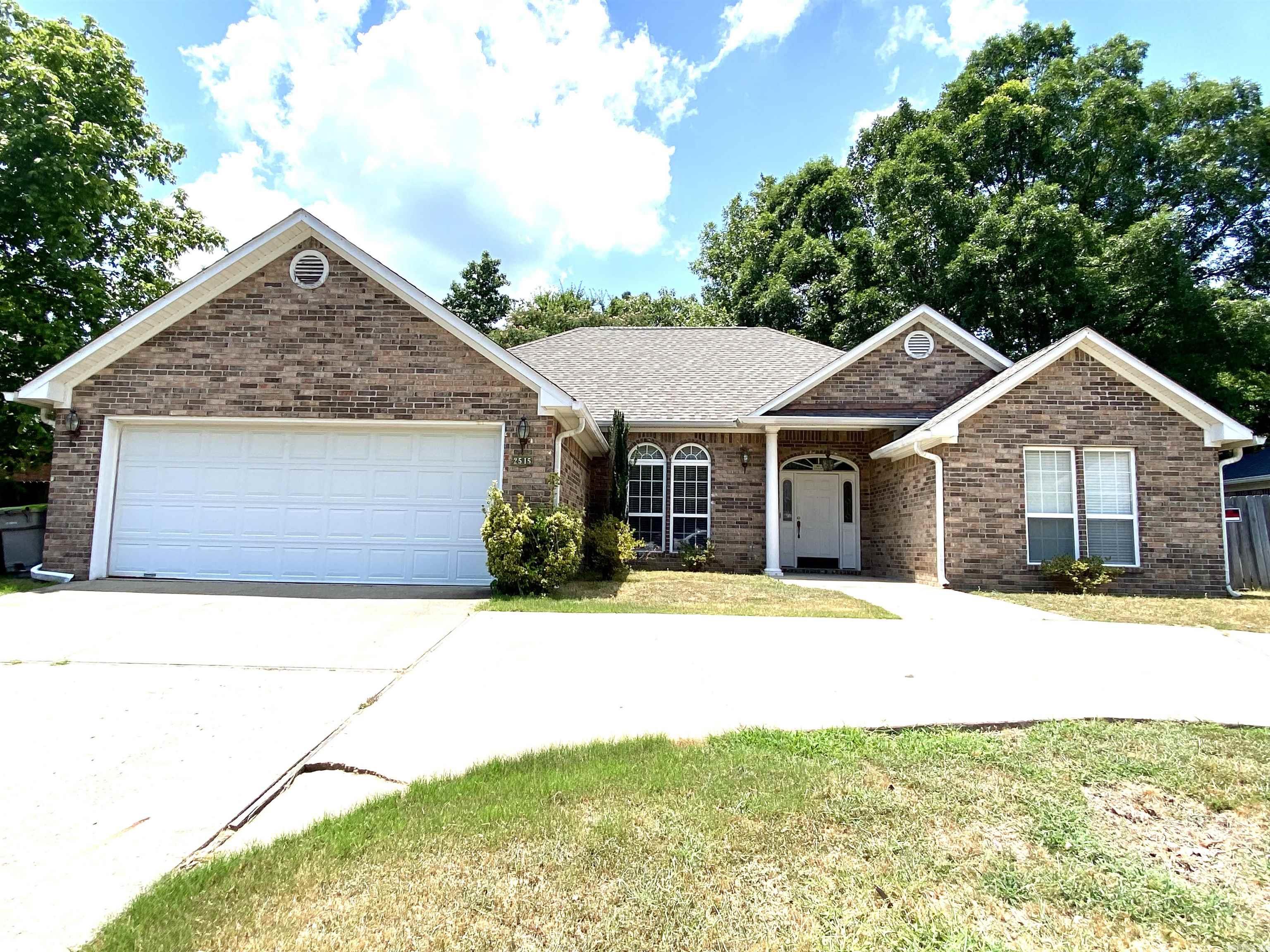 RIVER OAKS VILLAGE - Residential