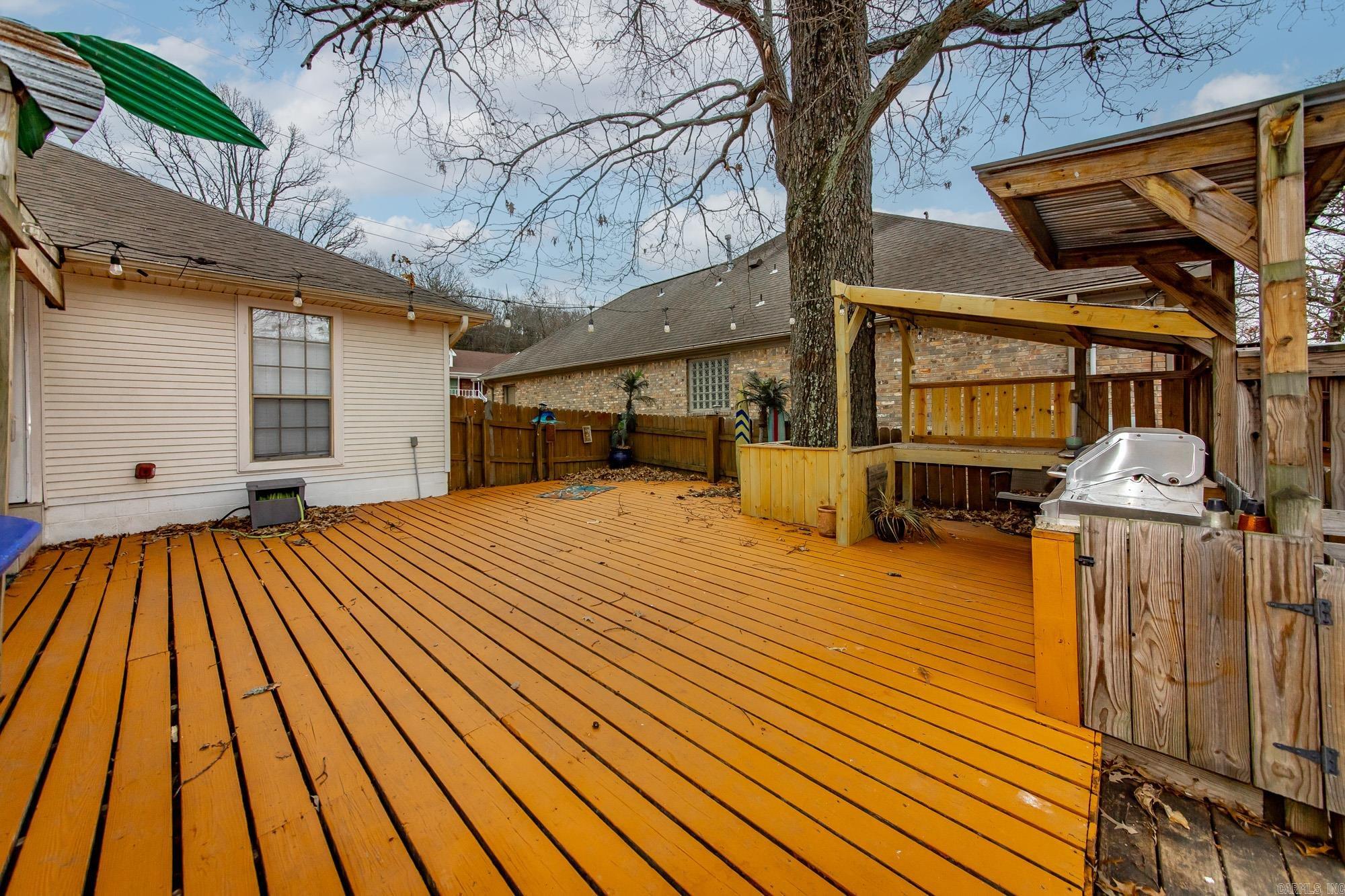 LAKEWOOD VALLEY ADDN - Residential