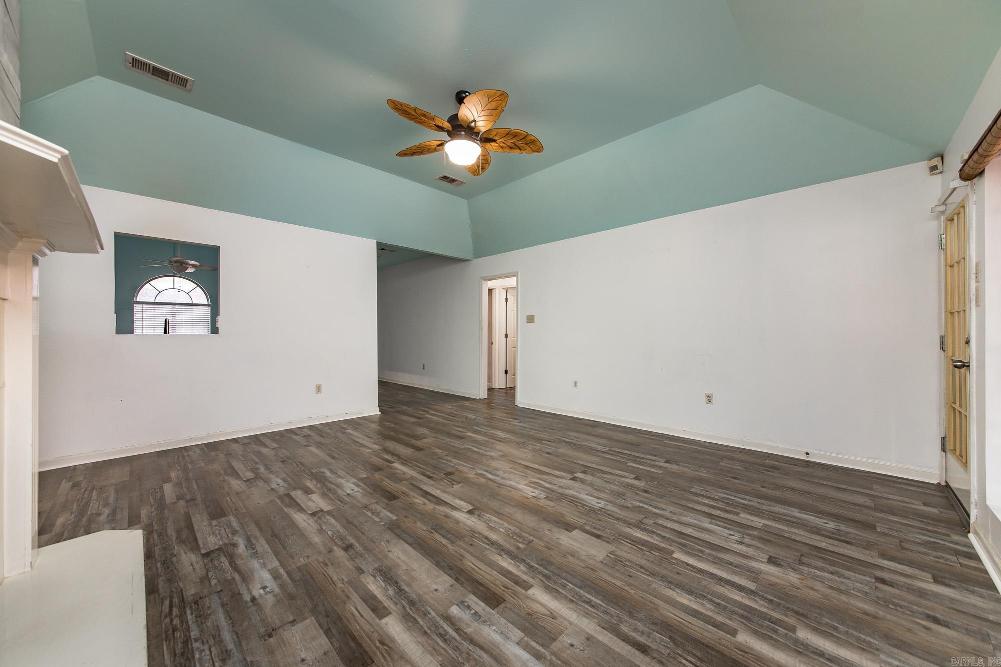 LAKEWOOD VALLEY ADDN - Residential