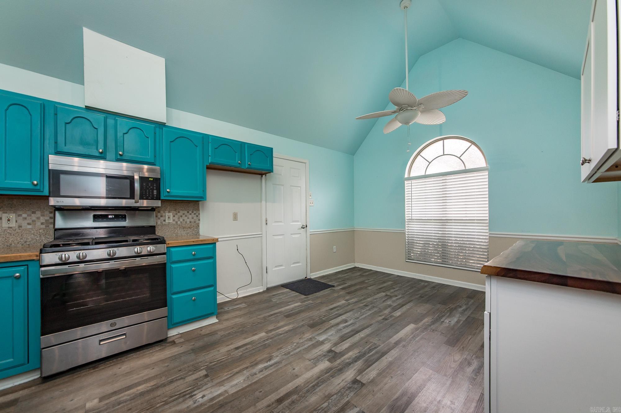 LAKEWOOD VALLEY ADDN - Residential