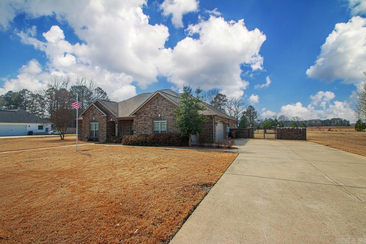 SUNRISE ACRES - Residential