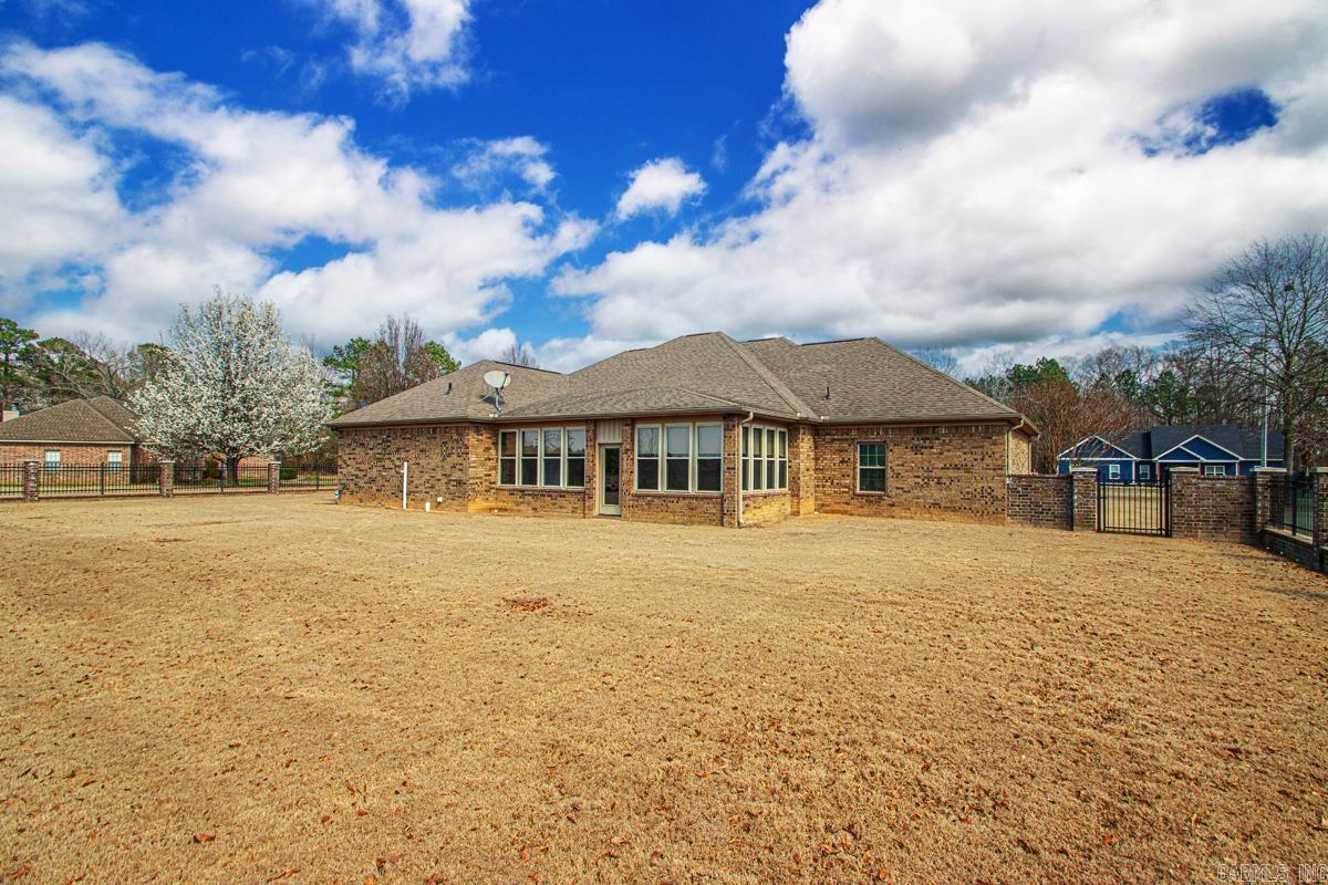 SUNRISE ACRES - Residential