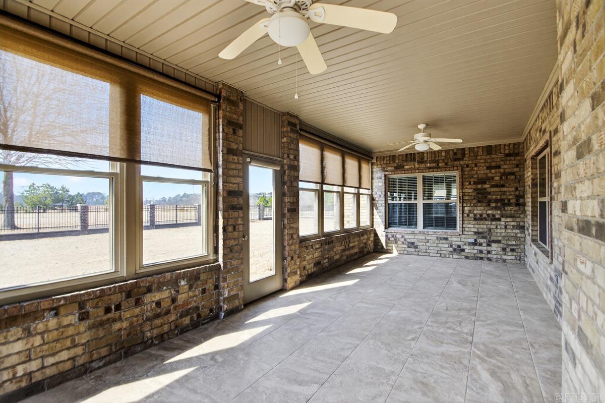 SUNRISE ACRES - Residential