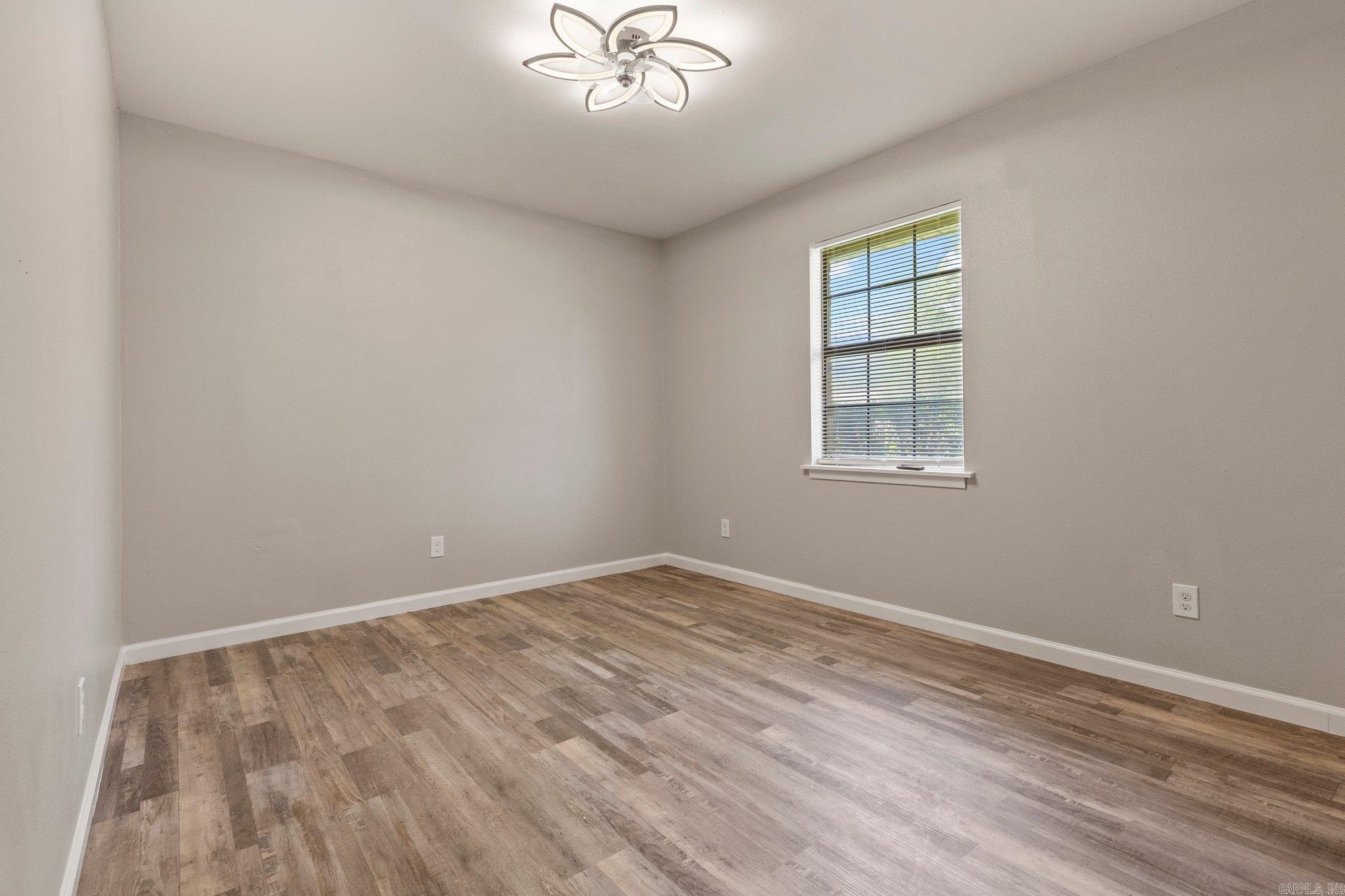 SCENIC VILLAGE ADD - Residential